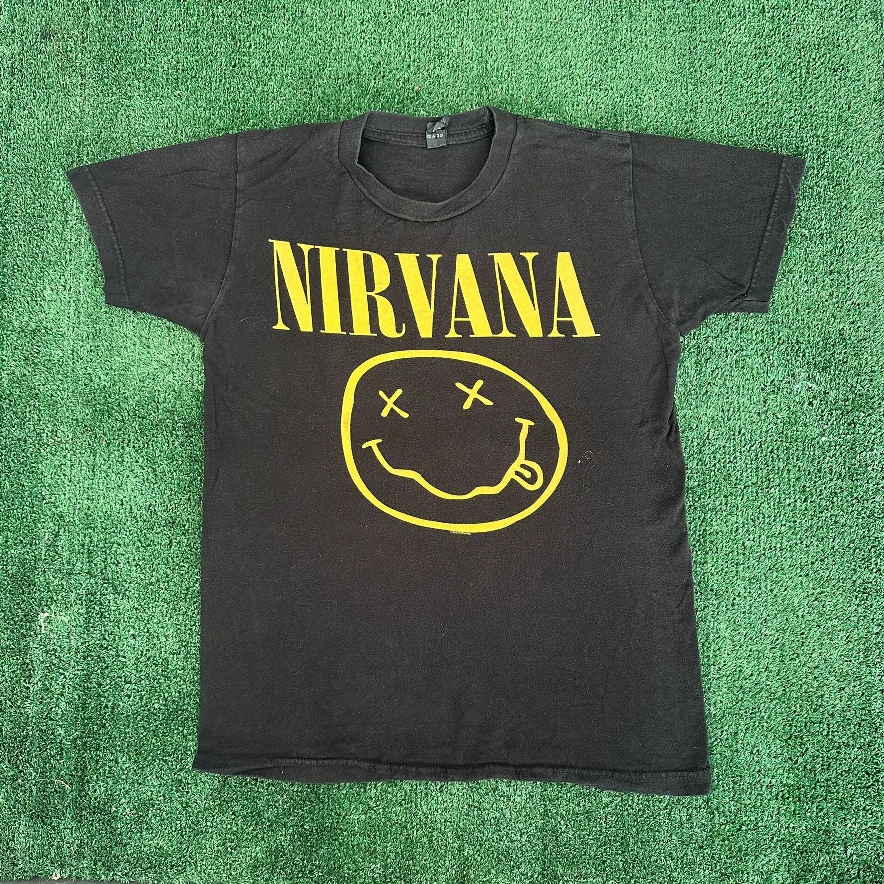 Nirvana Vintage Y2K Nirvana Smiley T-Shirt Grunge Rock Band Logo Tee Size US S / EU 44-46 / 1 - 1 Thumbnail