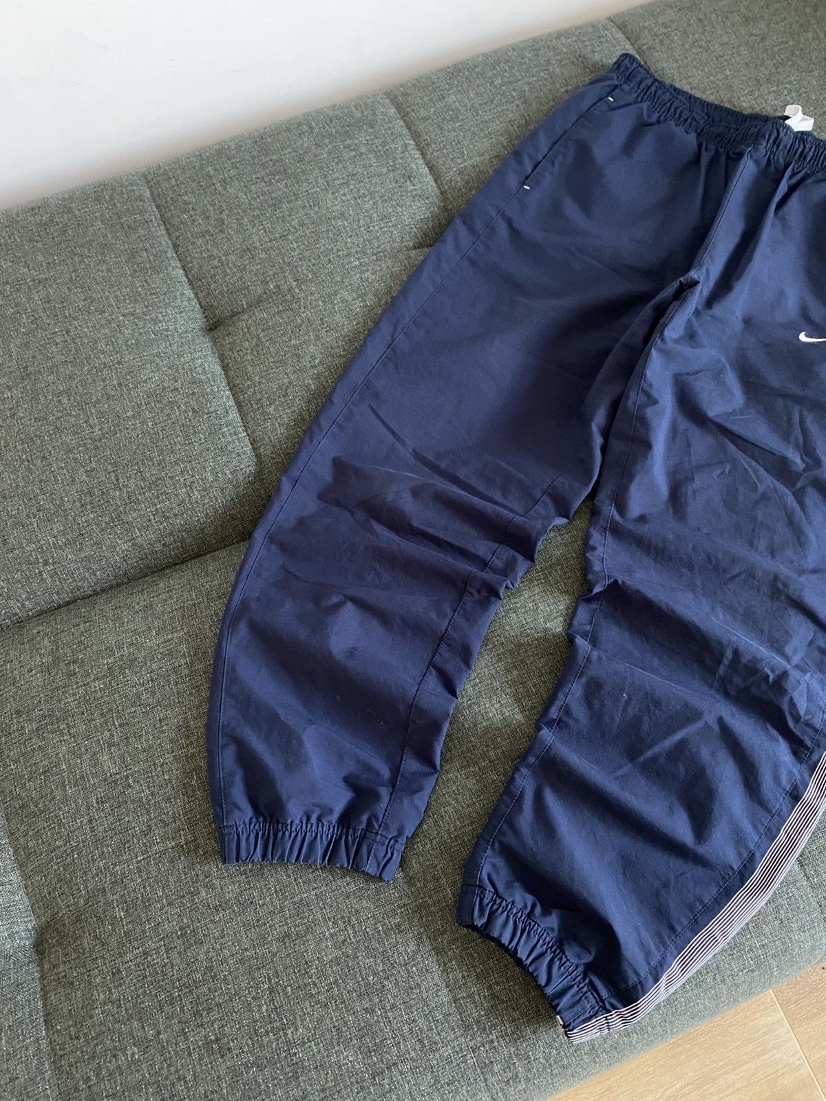 Vintage Nike Vintage Nylon Drill Pants Wide Japanese Striped Y2K Size US 34 / EU 50 - 3 Thumbnail