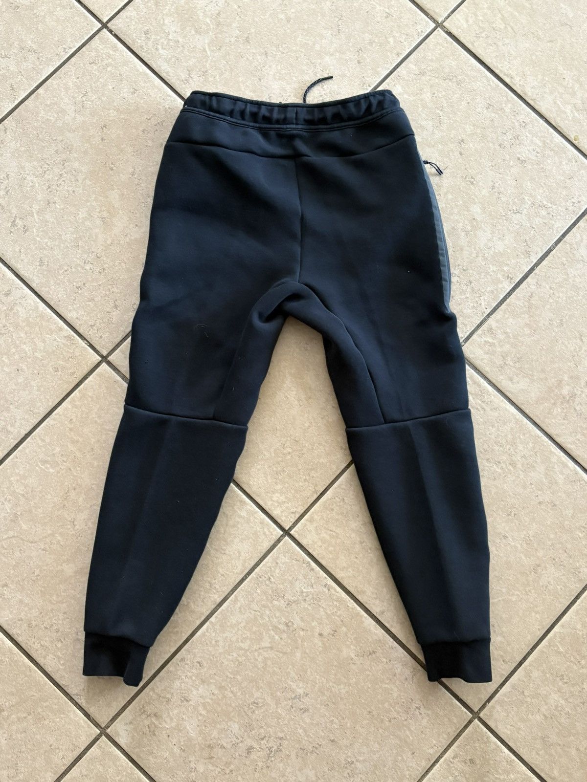 Nike Nike tech fleece black pants Size US 30 / EU 46 - 2 Thumbnail