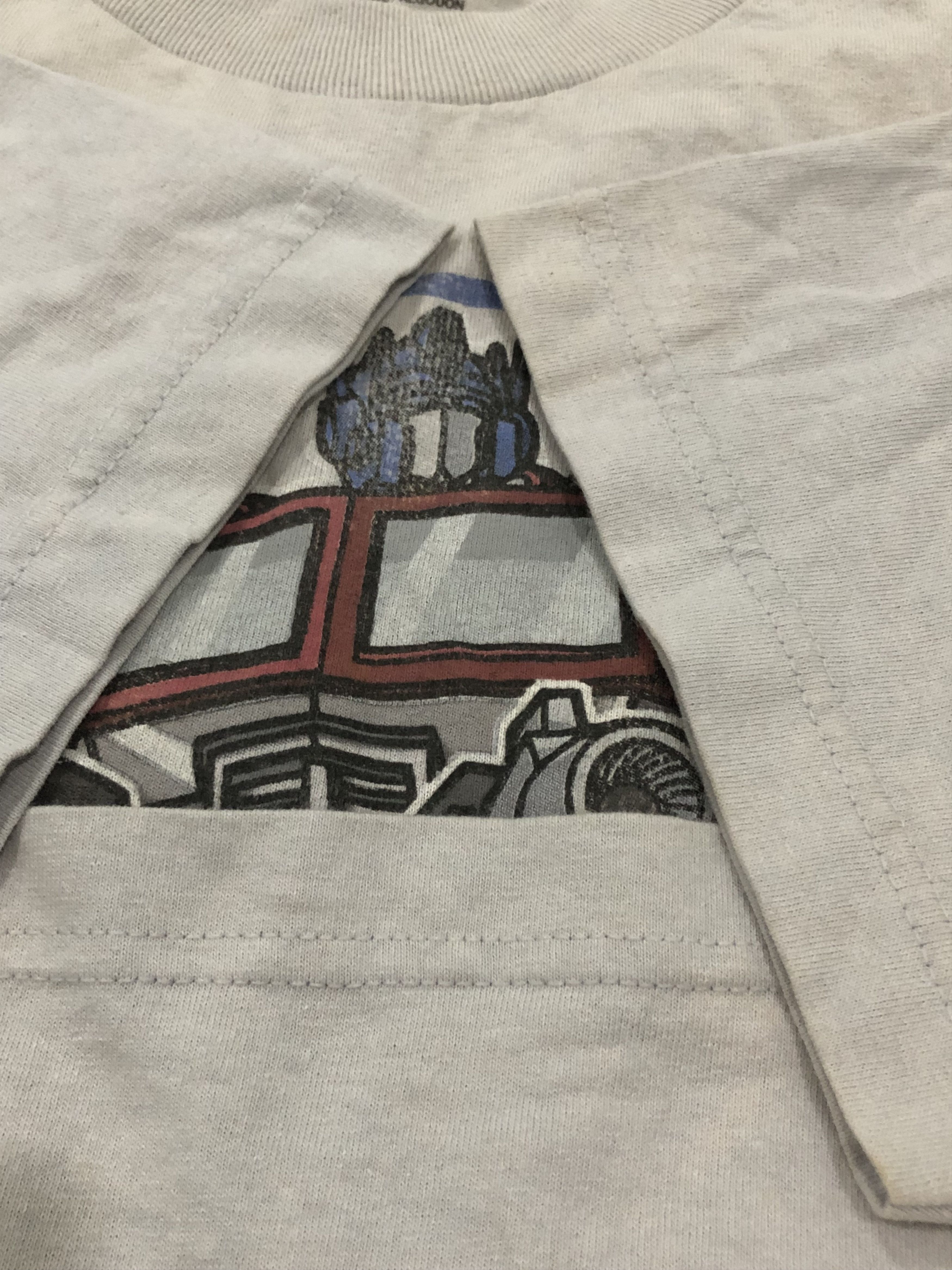 Transformers × Vintage Vintage Transformer Autobots Tshirt Size US L / EU 52-54 / 3 - 7 Thumbnail