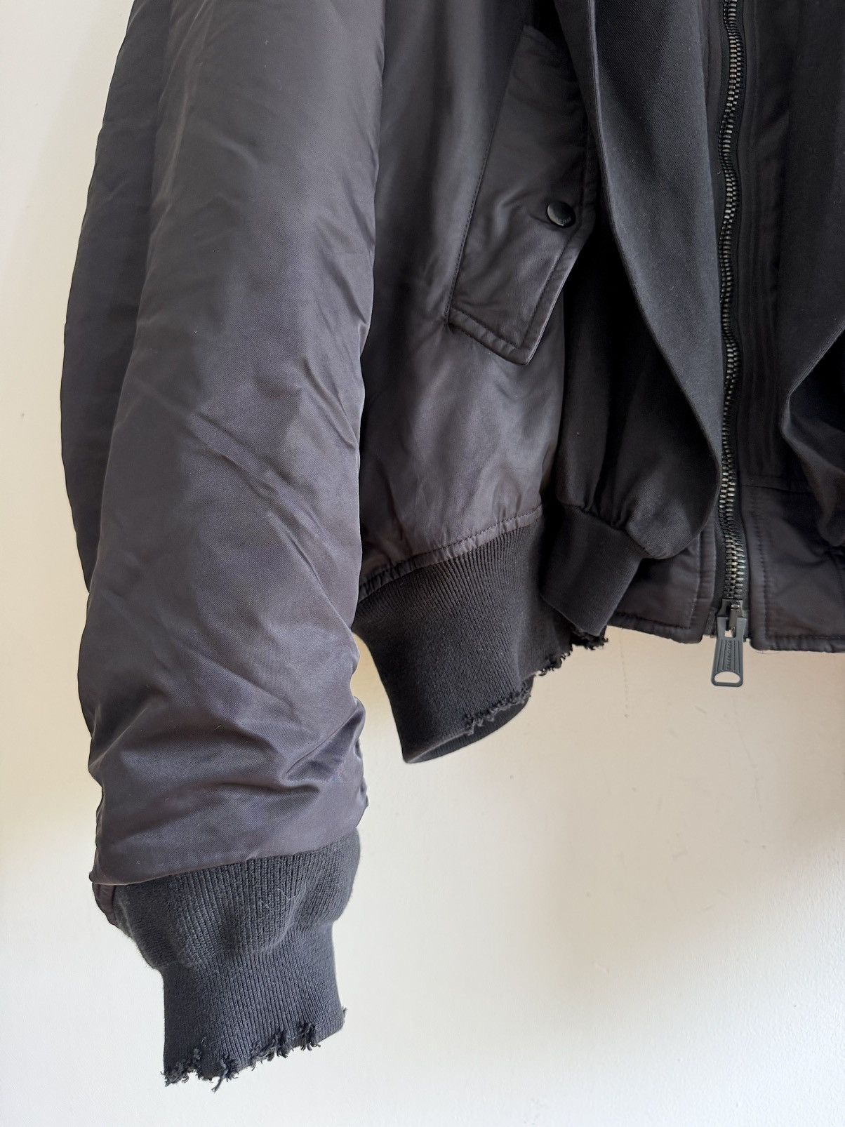Balenciaga Fall 24 Incognito Bomber Jacket (L) Size US L / EU 52-54 / 3 - 5 Thumbnail