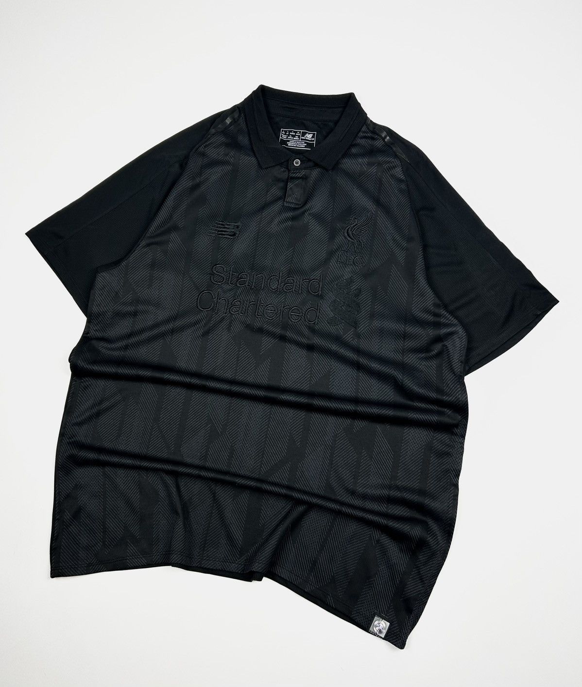 New Balance Limited Edition New Balance Liverpool FC Blackout Jersey Size US L / EU 52-54 / 3 - 2 Thumbnail
