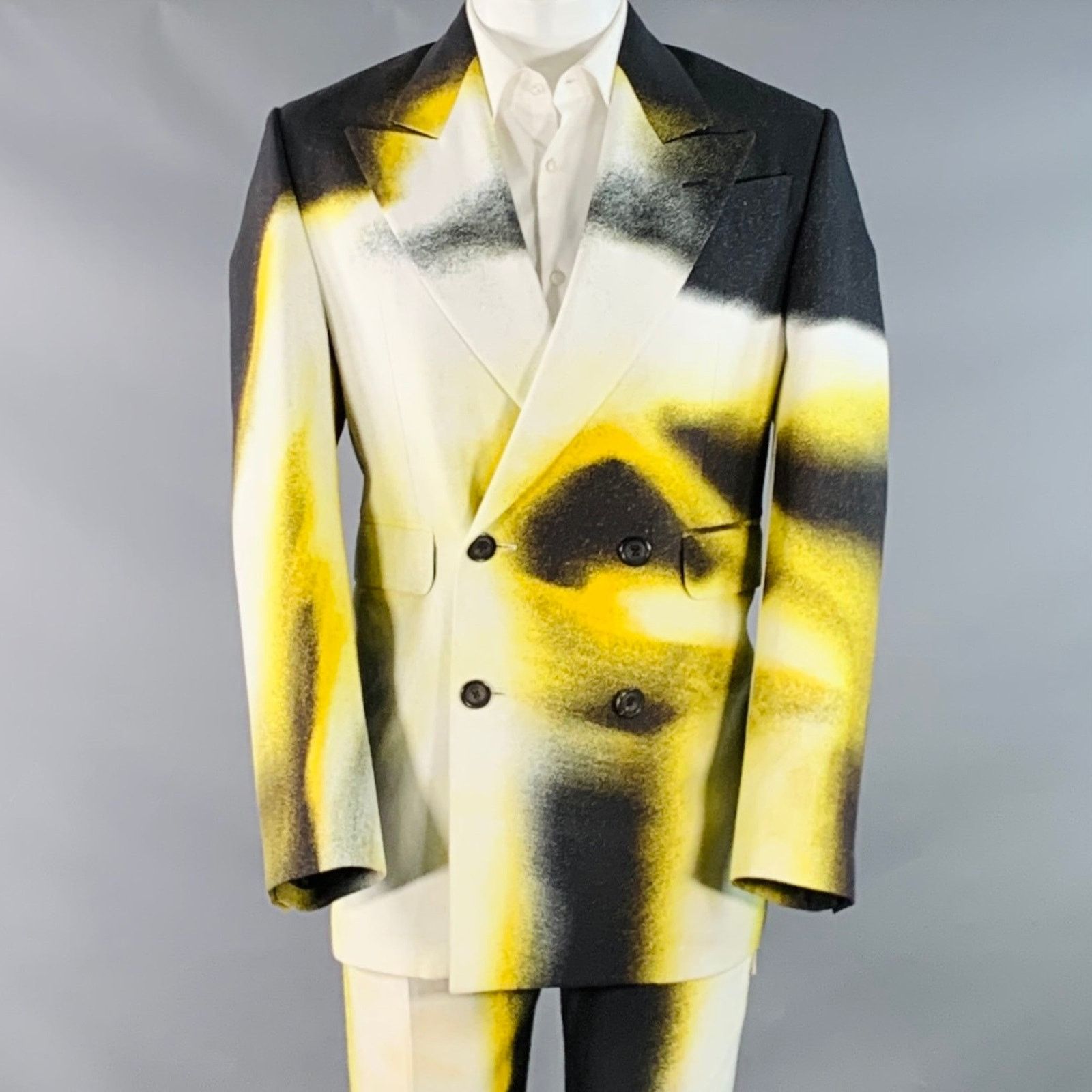 Alexander McQueen FW22 Size 38 Black White Yellow Painted Viscose Suit Size 38R - 1 Thumbnail