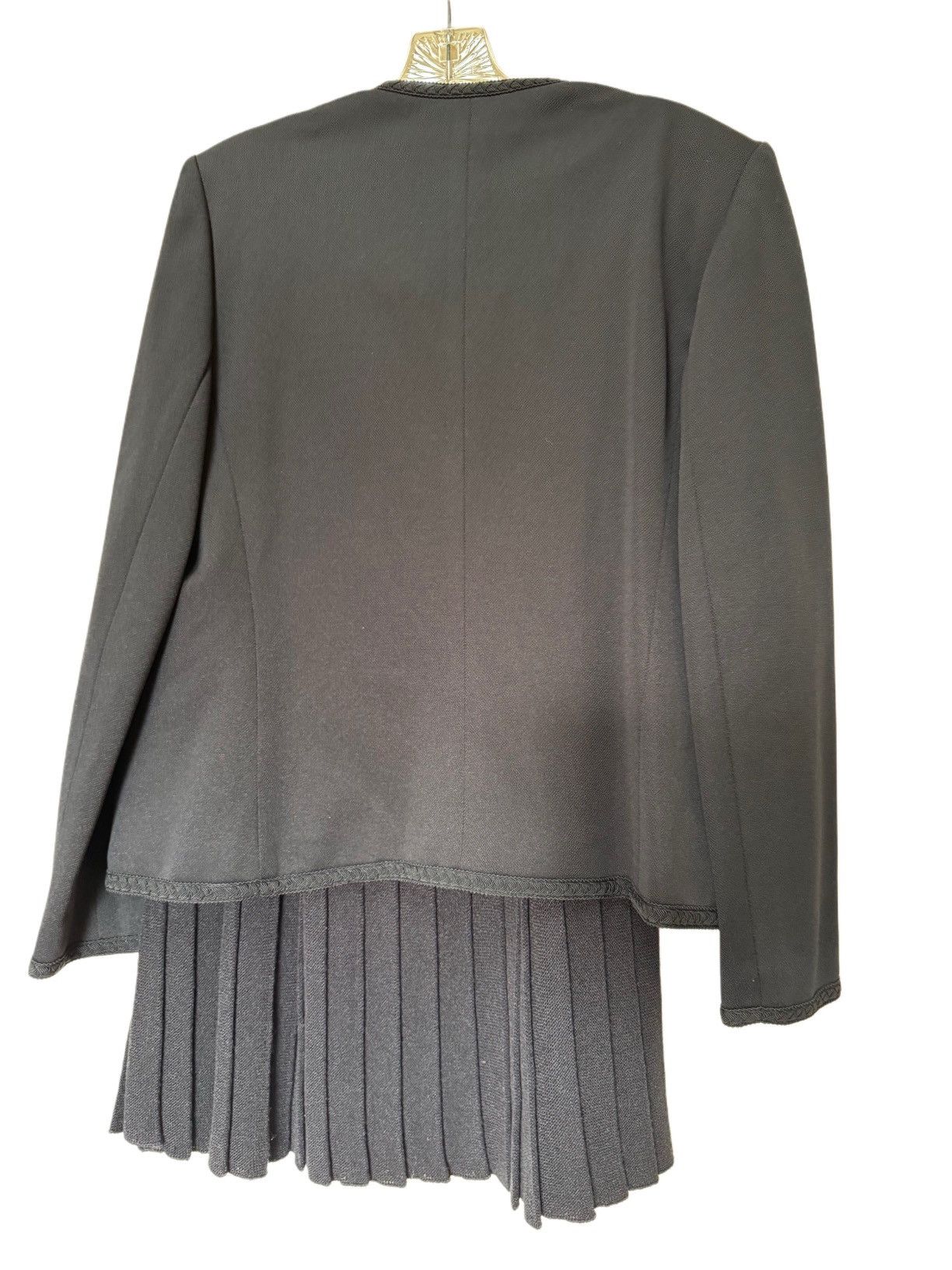 Vintage James Kenrob women’s L black blazer think pleated skirt set Size 32" / US 10 / IT 46 - 3 Thumbnail