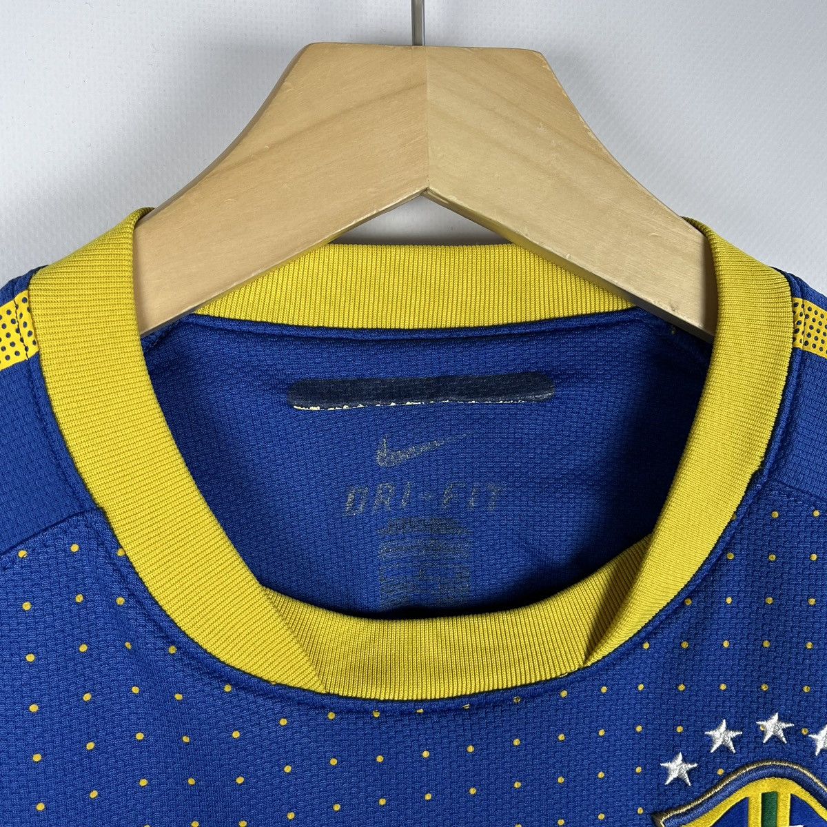 Nike Vintage Nike Brazil Away Soccer Jersey T Shirt 2010/2011 Size US S / EU 44-46 / 1 - 6 Thumbnail