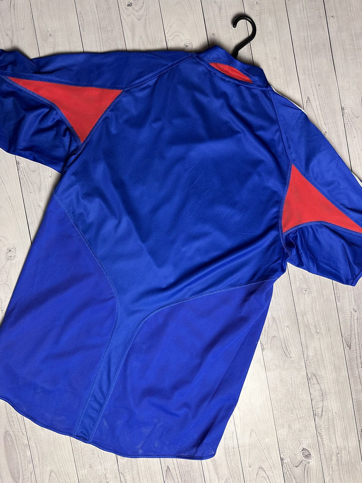 Adidas × Vintage Vintage adidas France soccer jersey size M Size US M / EU 48-50 / 2 - 9 Thumbnail