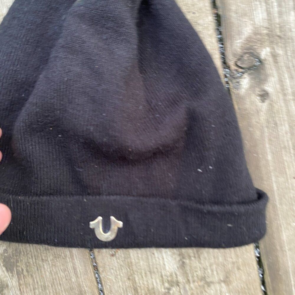 True Religion Vintage True Religion Beanie Black Big Logo Gold Pom Pom Size ONE SIZE - 3 Thumbnail