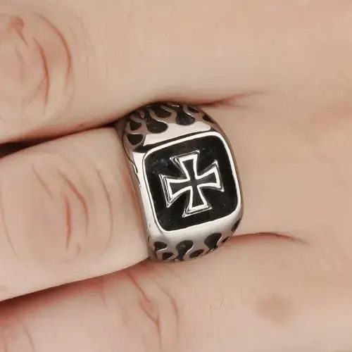 Ring Of Fire Silver Celtic Cross Ring Size ONE SIZE - 2 Thumbnail