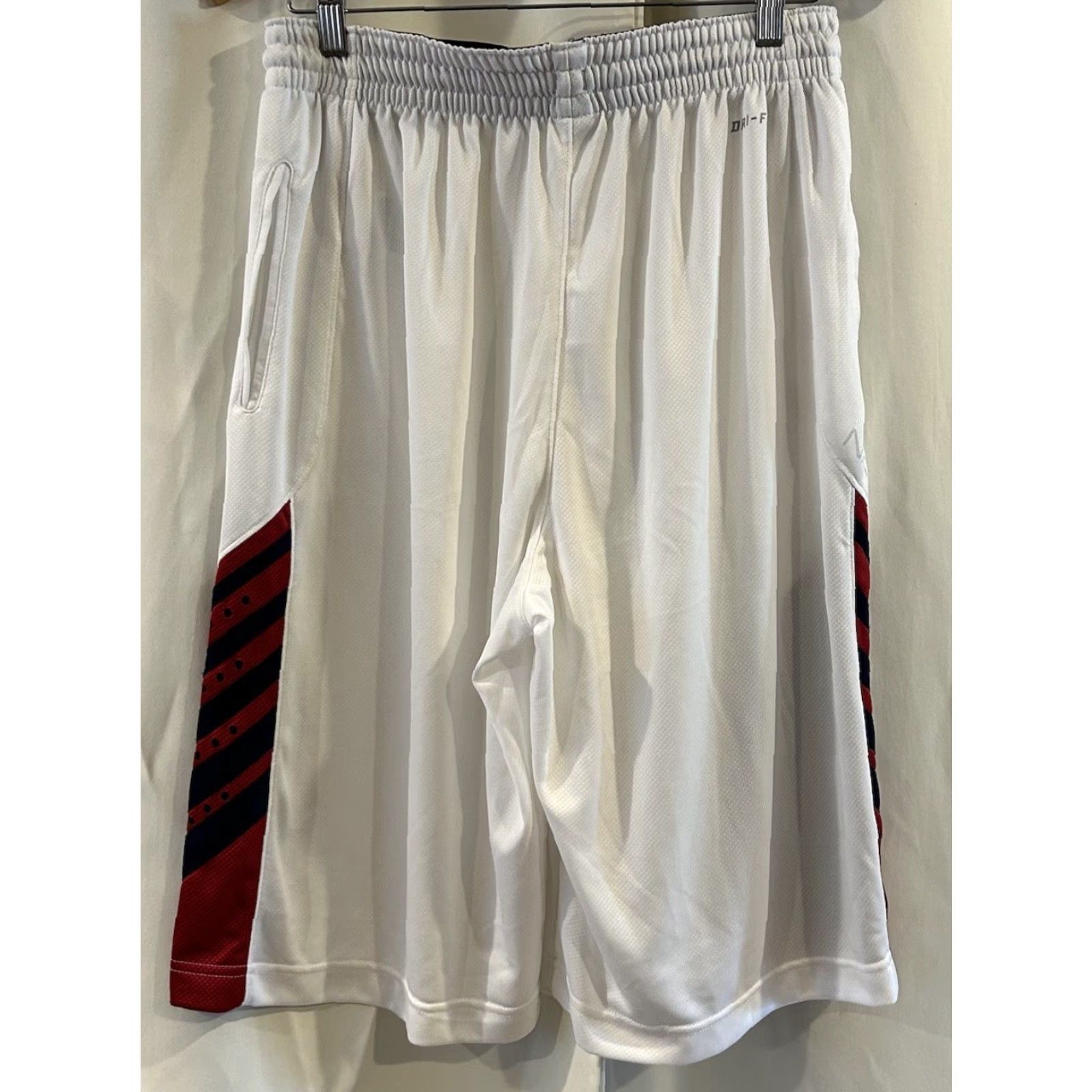 Nike Nike Elite Dri-fit Basketball Shorts Size L Men White Athletic Short Size US 33 - 3 Thumbnail