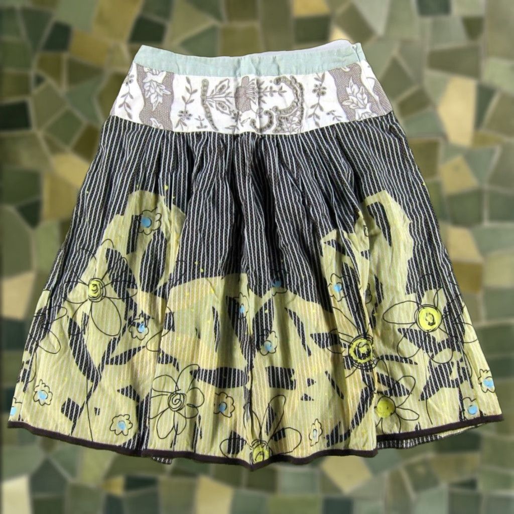 Vintage CAbi Embroidered Floral 100% Cotton Brown Green Yellow A-Line Midi Skirt 4 Size 27" / US 4 / IT 40 - 1 Thumbnail