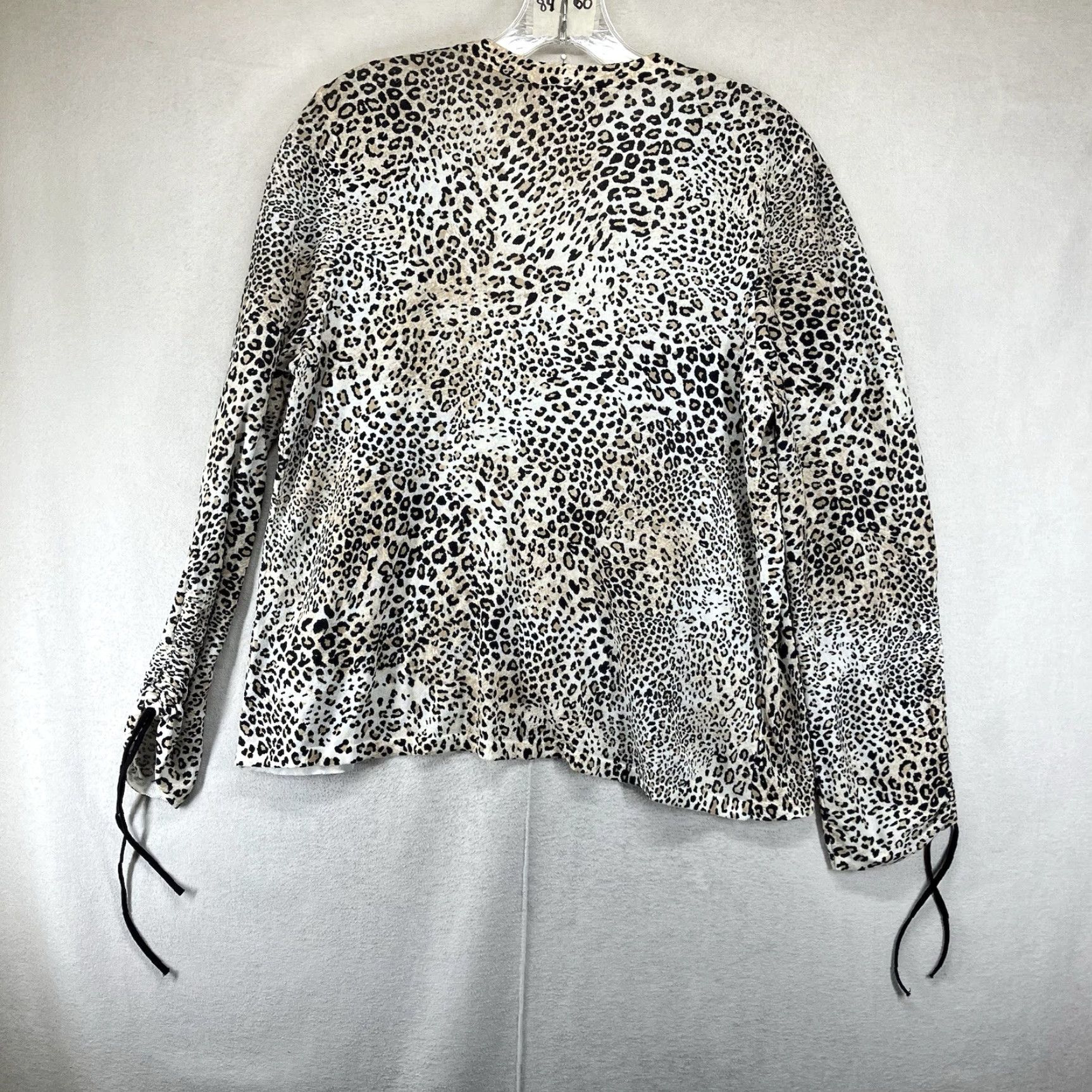 Vintage Chico's Women's Cardigan Open-Front Leopard Animal Print Knit Sweater M Beige Lightweight 3/4 Sleeve Fall Winter Size M / US 6-8 / IT 42-44 - 2 Thumbnail
