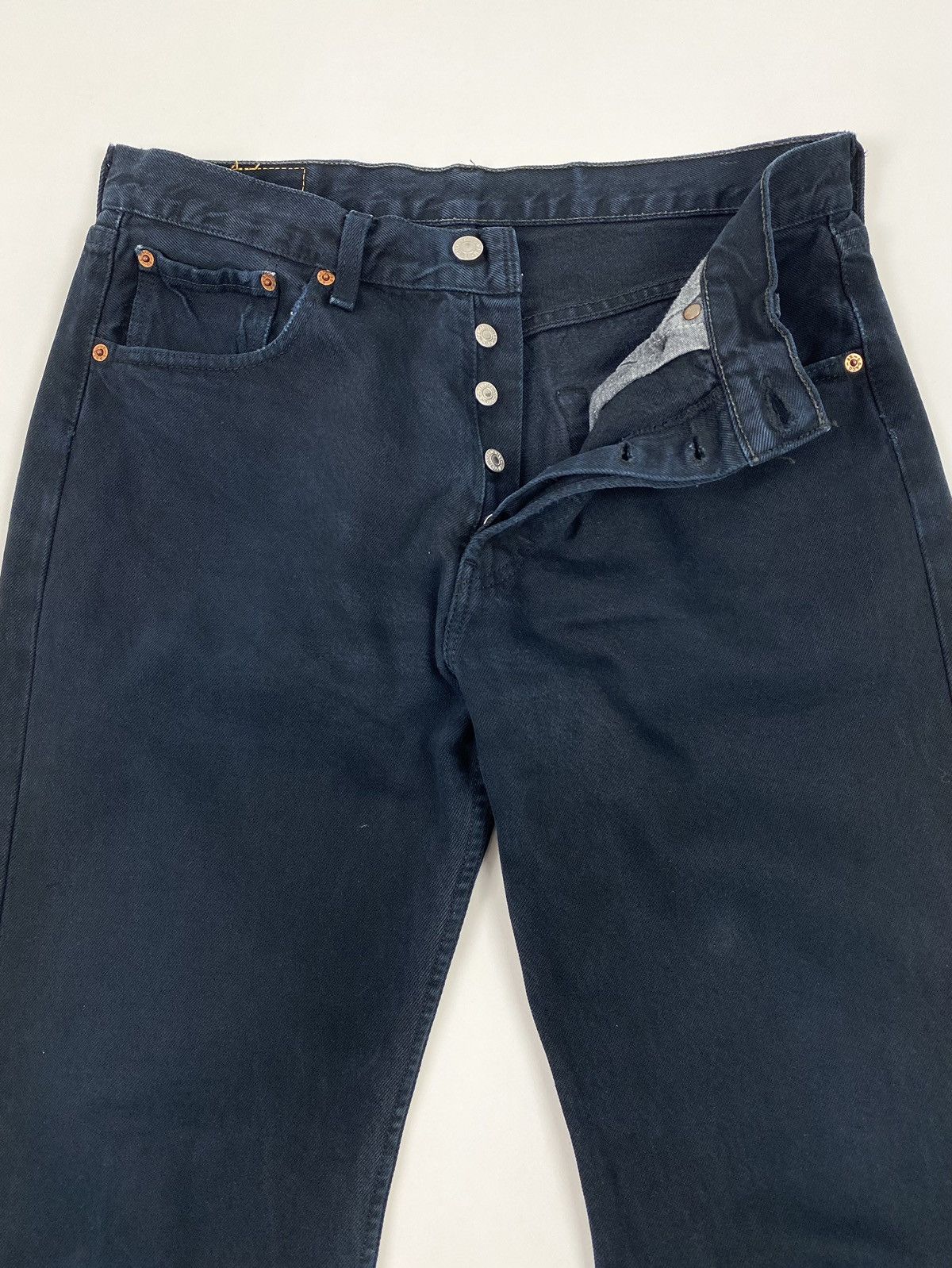 Levi's 2000’s Vintage Levi’s 501 Black Denim Jeans 33X30 Size US 33 - 5 Thumbnail