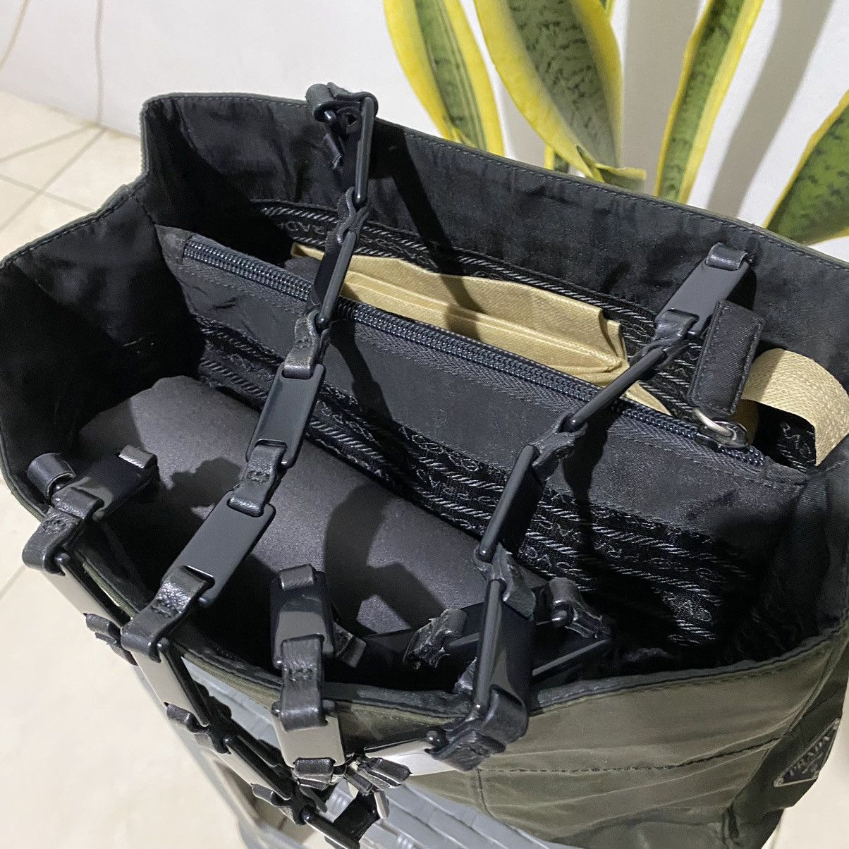 Prada Prada shoulderbag Size ONE SIZE - 5 Thumbnail