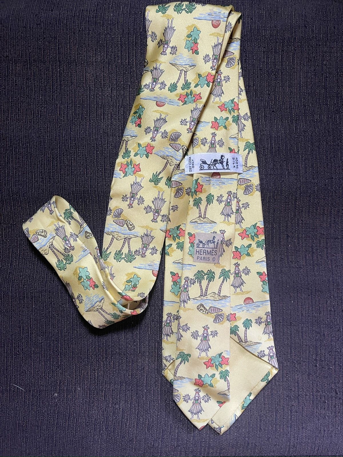 Hermes Hermès silk tie ALOHA "palm tree & tahitian dancer" Size ONE SIZE - 3 Thumbnail