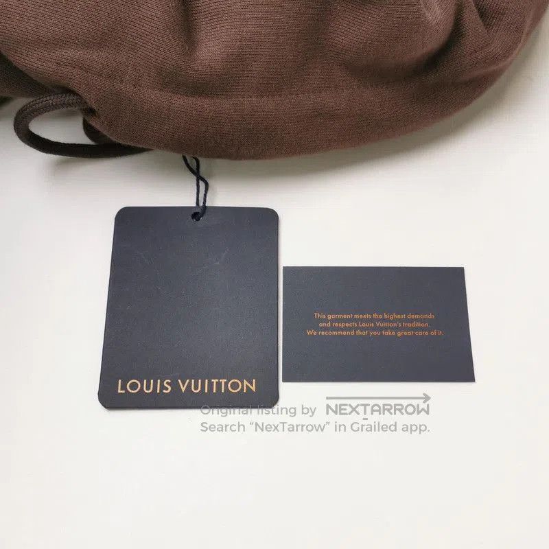 Louis Vuitton Louis Vuitton Bee Graphic Hooded Sweatshirt. Size US S / EU 44-46 / 1 - 4 Thumbnail