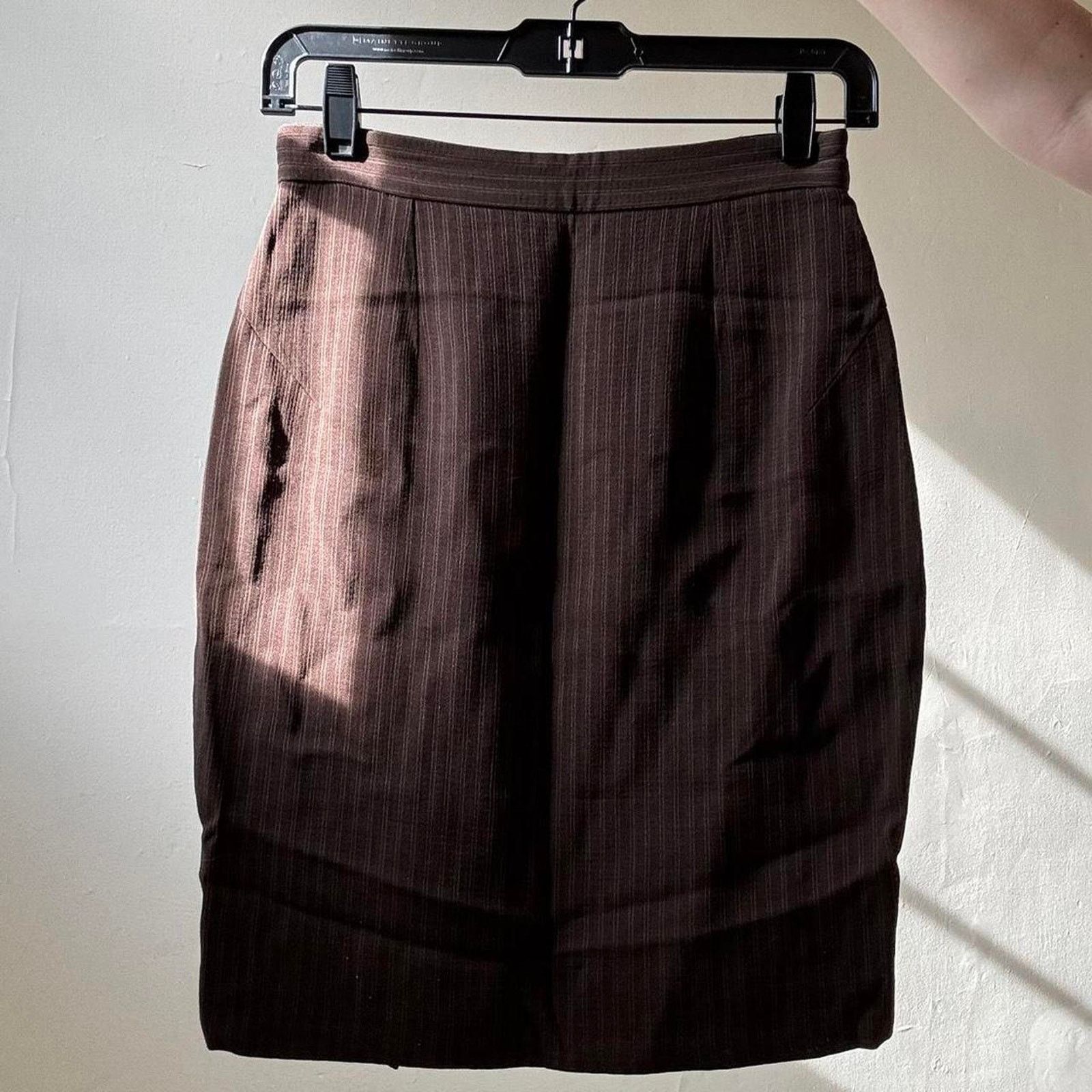 Gucci Vintage Gucci 90s Brown Pinstripe Above Knee Skirt 42 Size 26" / US 2 / IT 38 - 4 Thumbnail