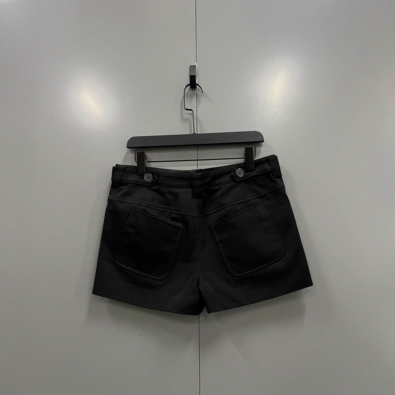 Miu Miu MIU MIU Black Shorts 40 Size 27" / US 4 / IT 40 - 2 Thumbnail