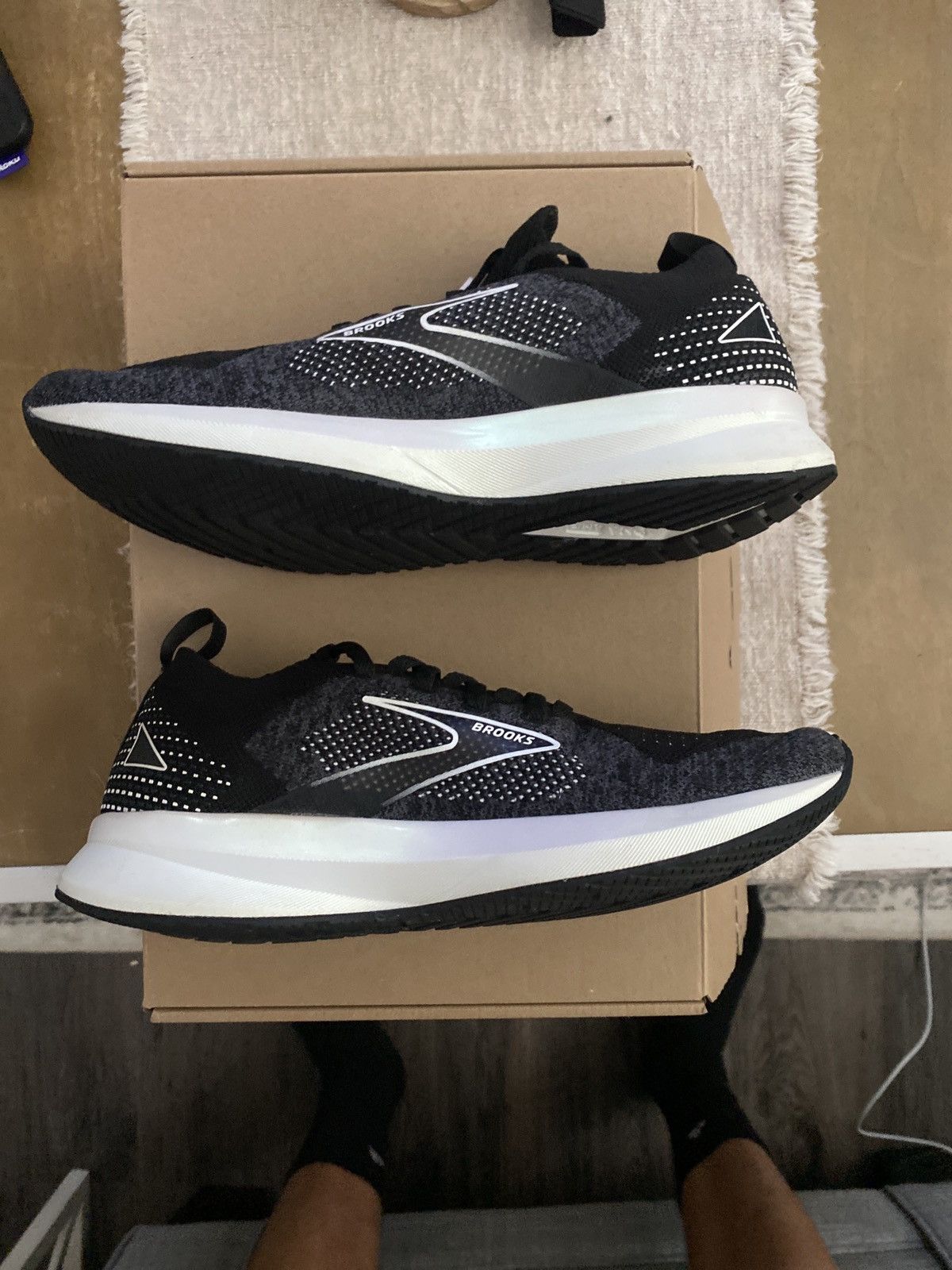 Brooks Brooks Levitate StealthFit 5 Size US 8.5 / IT 38.5 - 2 Thumbnail