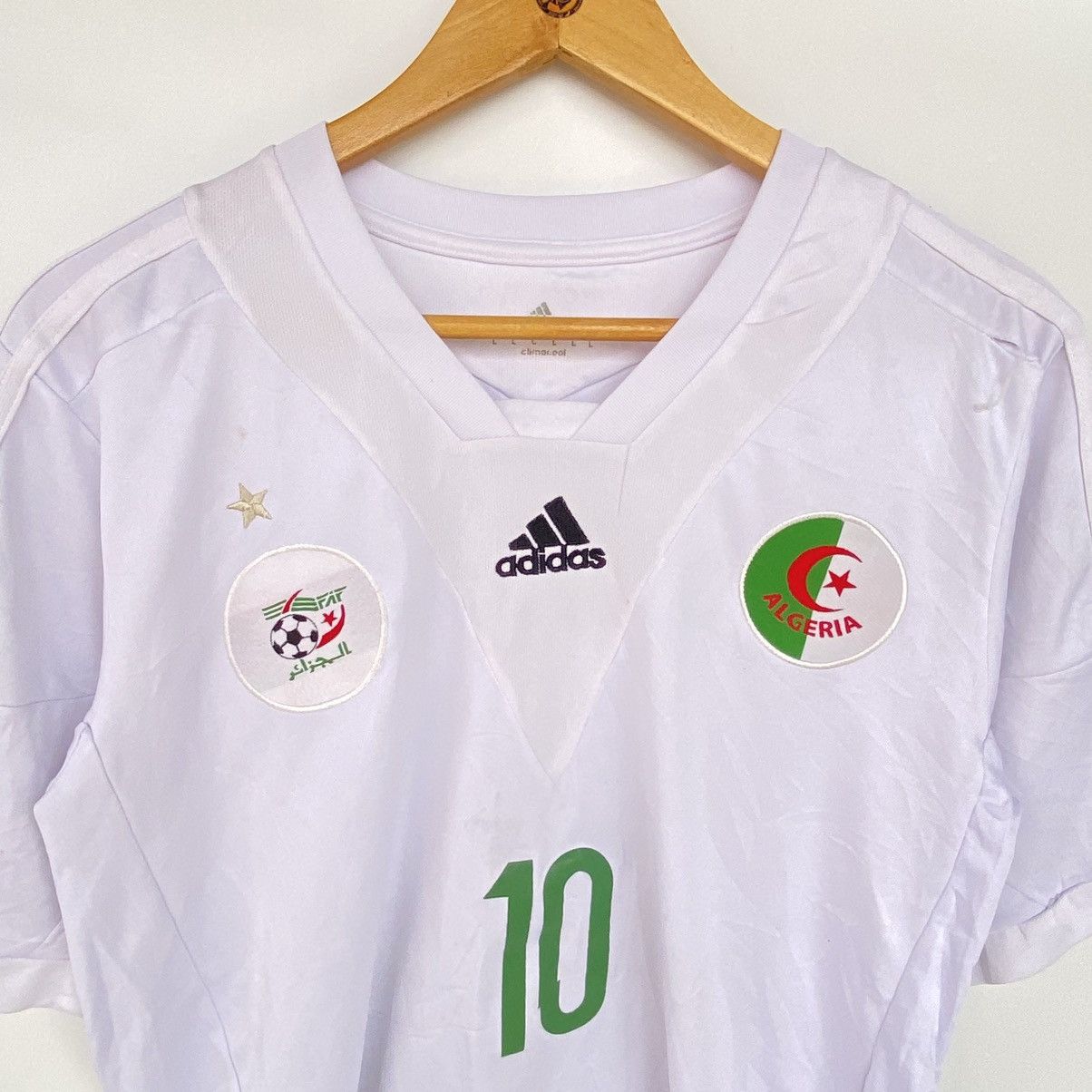 Other Vintage Adidas Algeria World Cup 2002 Football Size L Size US L / EU 52-54 / 3 - 4 Thumbnail