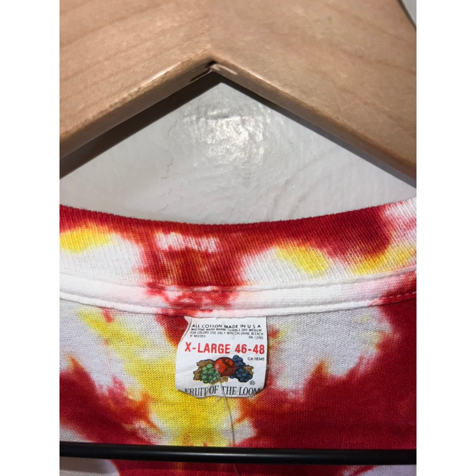 Fruit Of The Loom Vintage Tie Dye Shirt Fruit of The Loom Red VTG 80s 1980s L Size US L / EU 52-54 / 3 - 6 Thumbnail