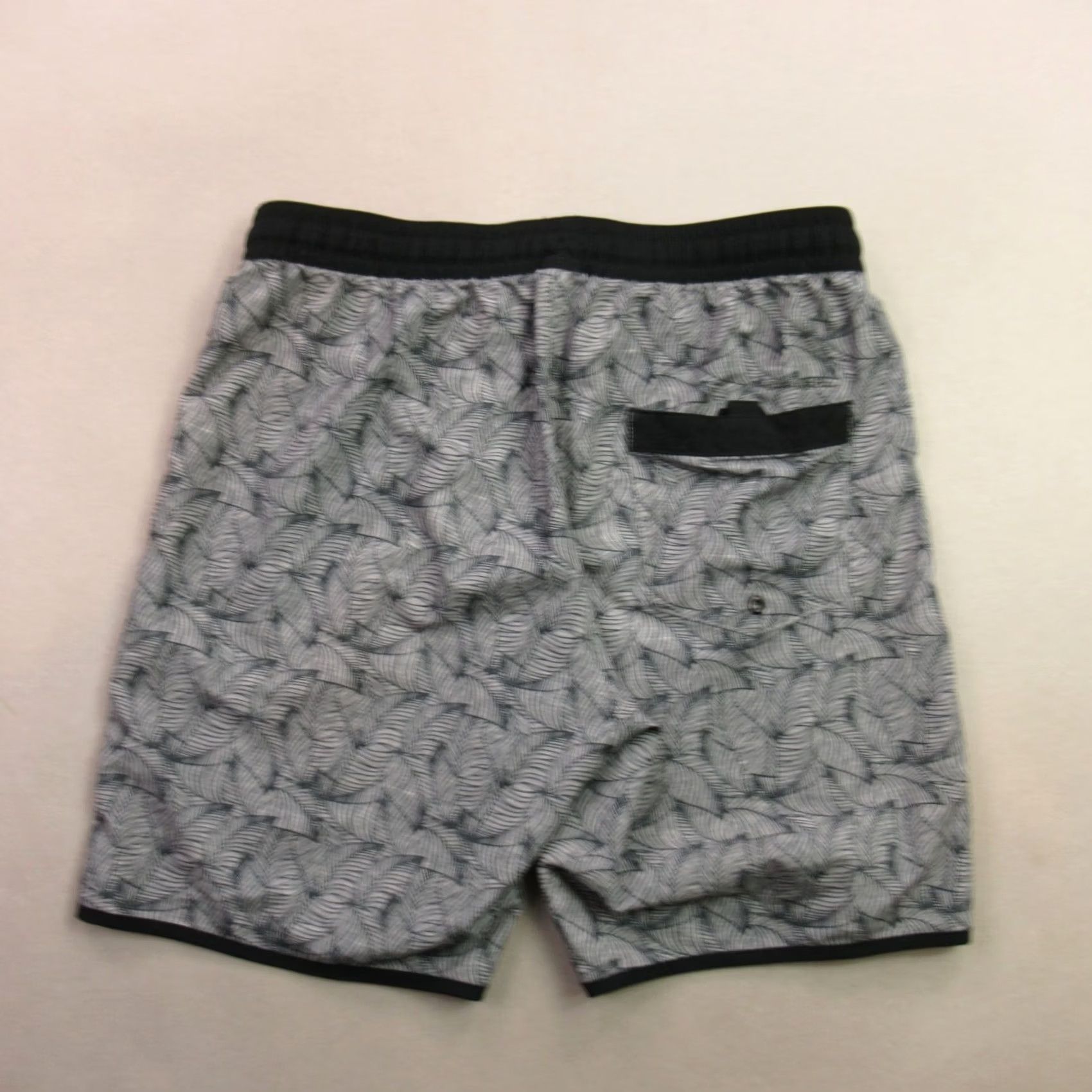 TravisMathew Travis Mathew Men's Athletic Shorts | Size 30 | Gray Nylon 8" Inseam Drawstring Lightweight Quick-Dry Hiking Gym Travel Activewear Size US 30 / EU 46 - 5 Thumbnail