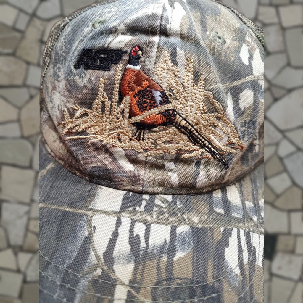 Vintage VINTAGE AGP Farming Hat Cap Stapback Pheasant Farm Camouflage Mossy Oak Breakup Trucker Hat Unisex Adults One Size Camouflage USA Hunting Canvas Size ONE SIZE - 1 Thumbnail