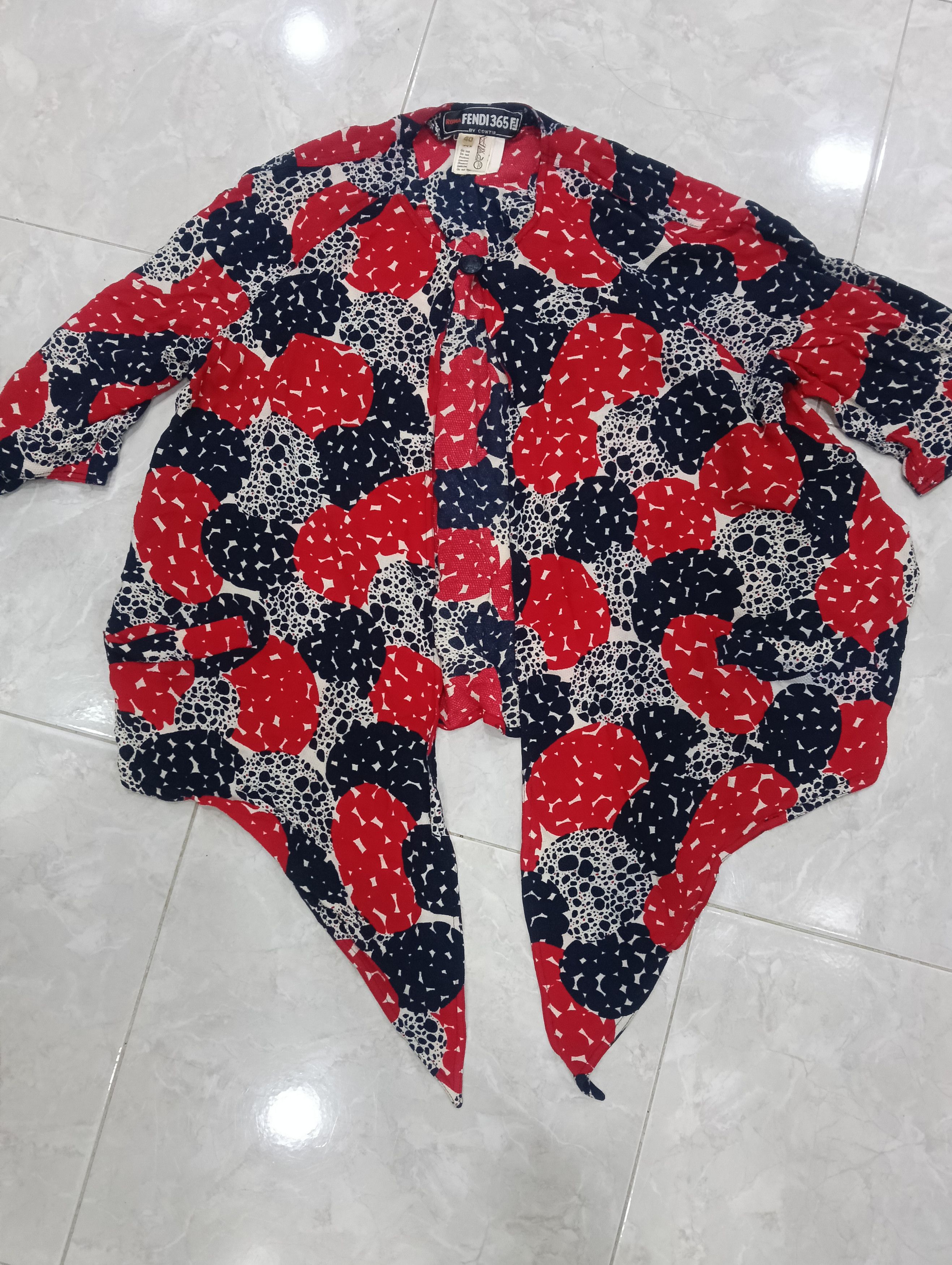 Fendi Vintage Fendi Like Cropped Top Size S / US 4 / IT 40 - 2 Thumbnail