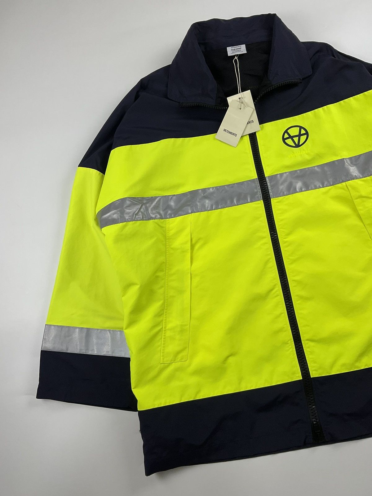 Vetements Vetements F/W'19 Hi Vis Anarchy Parka Jacket Size US M / EU 48-50 / 2 - 5 Thumbnail