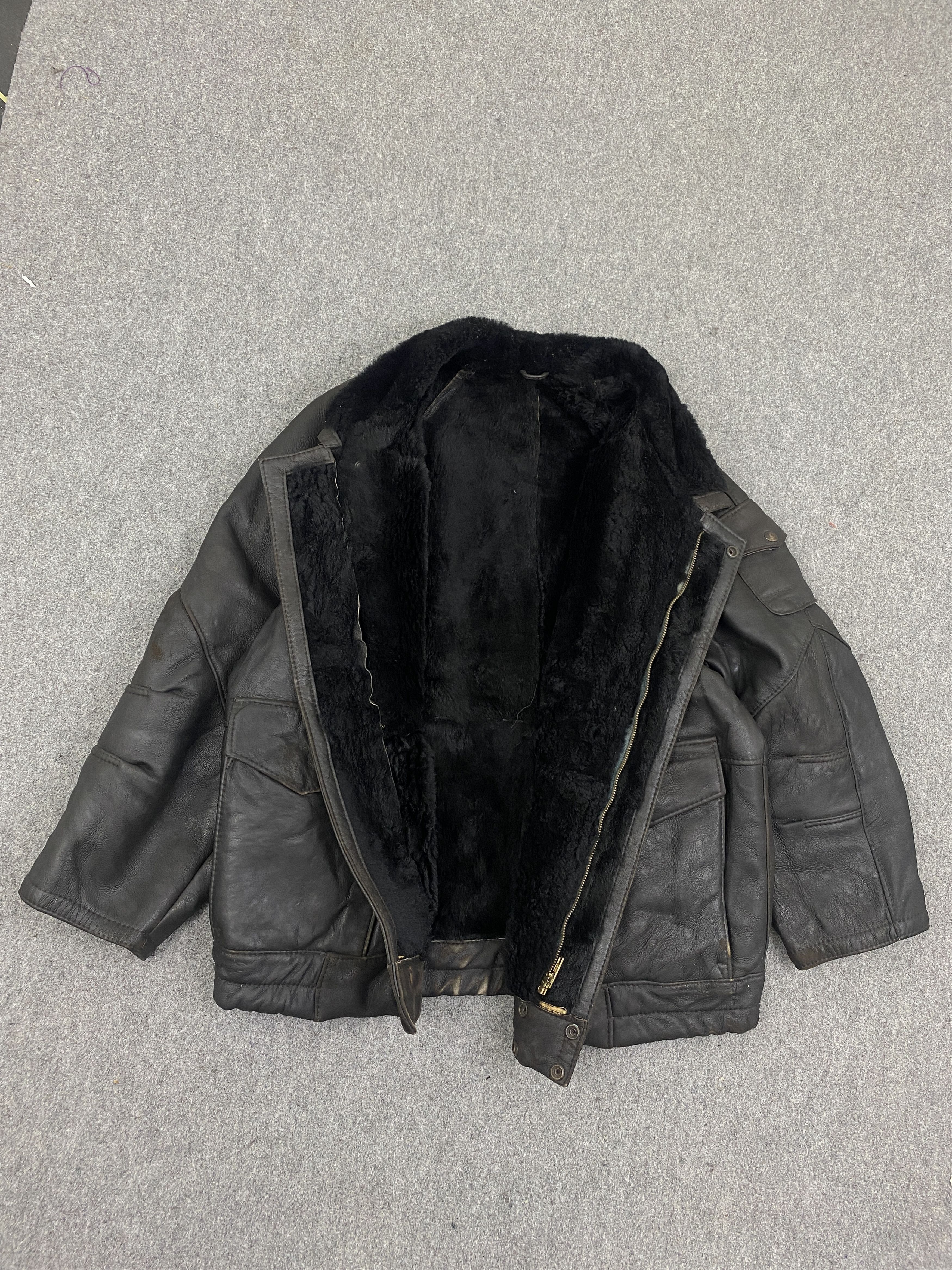 Japanese Brand Vintage Made In Turkey Suede Leather Sherpa Fur Jacket J1992 Size US XL / EU 56 / 4 - 6 Thumbnail