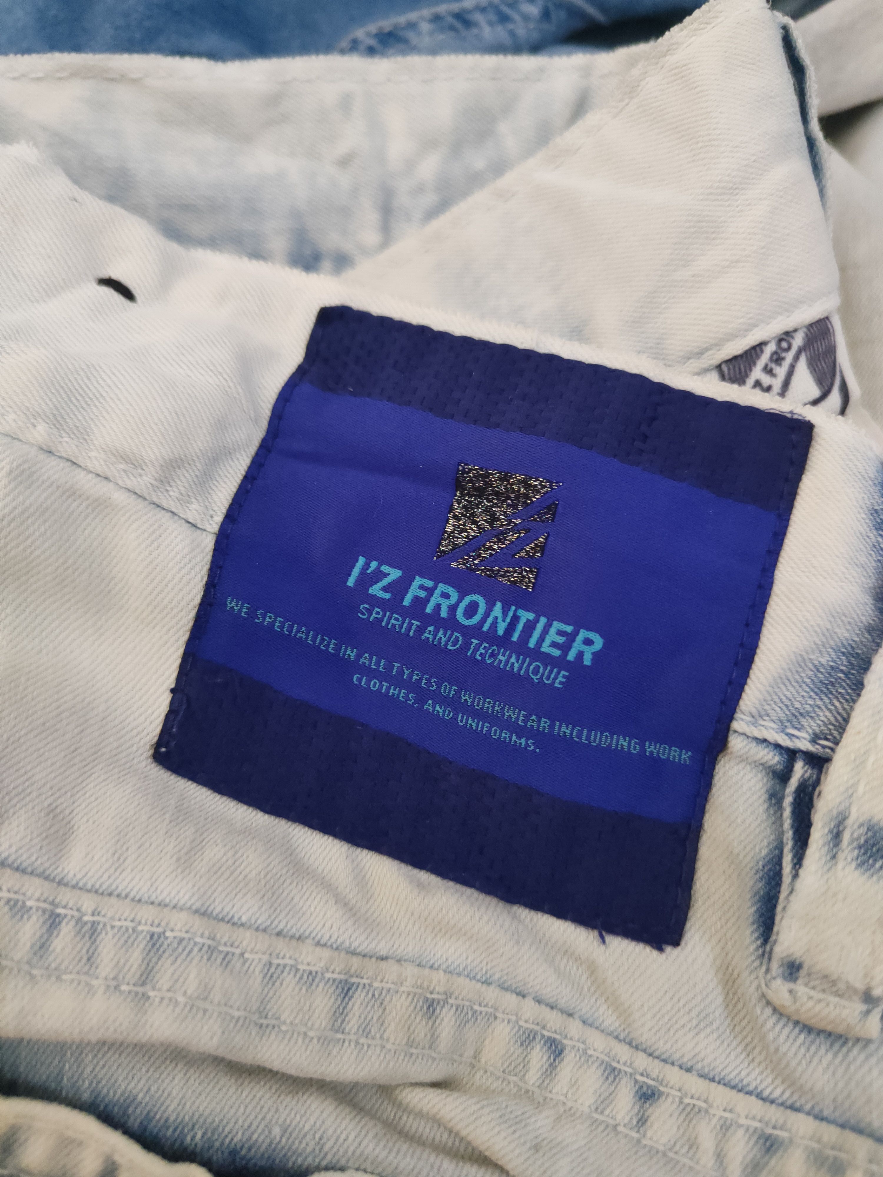 Japanese Brand I'z Frontier Light Blue Distressed Ripped Soft Jeans #W1997 Size US 32 / EU 48 - 17 Thumbnail