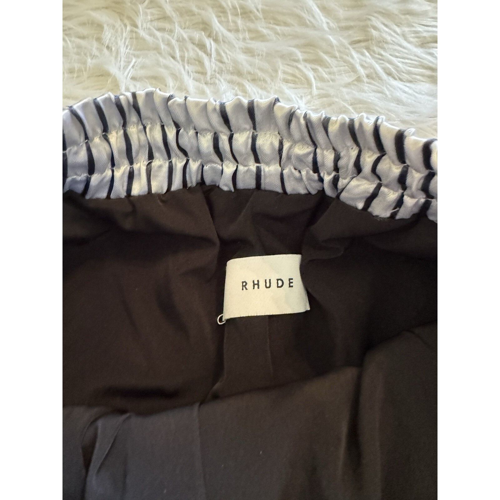 Rhude Rhude Satin Pinstripe Shorts Grey Large Size US 34 / EU 50 - 2 Thumbnail
