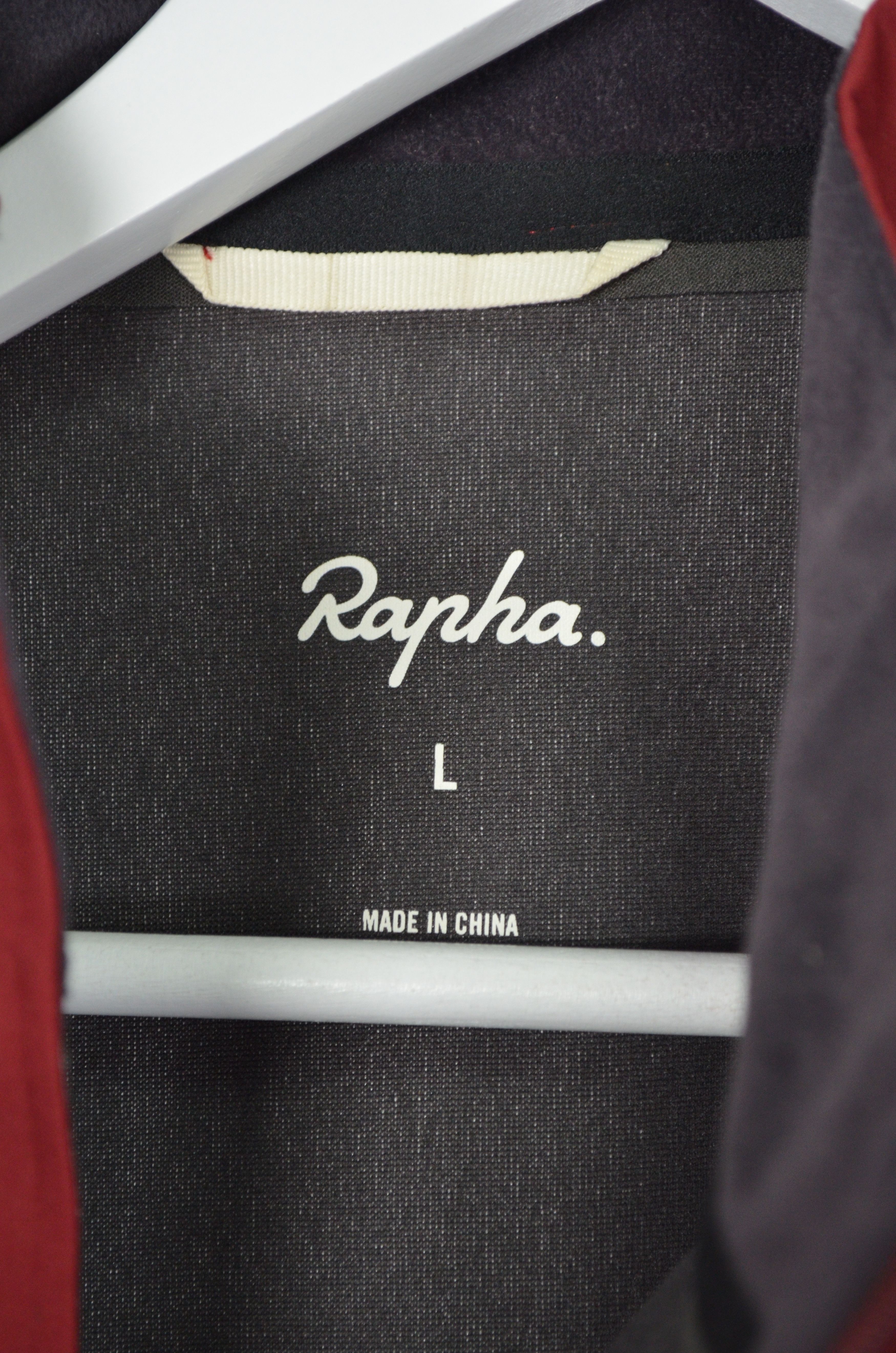 Rapha Rapha Hardshell Winter Full Zip Red Maroon Jacket Size L Size US L / EU 52-54 / 3 - 15 Thumbnail