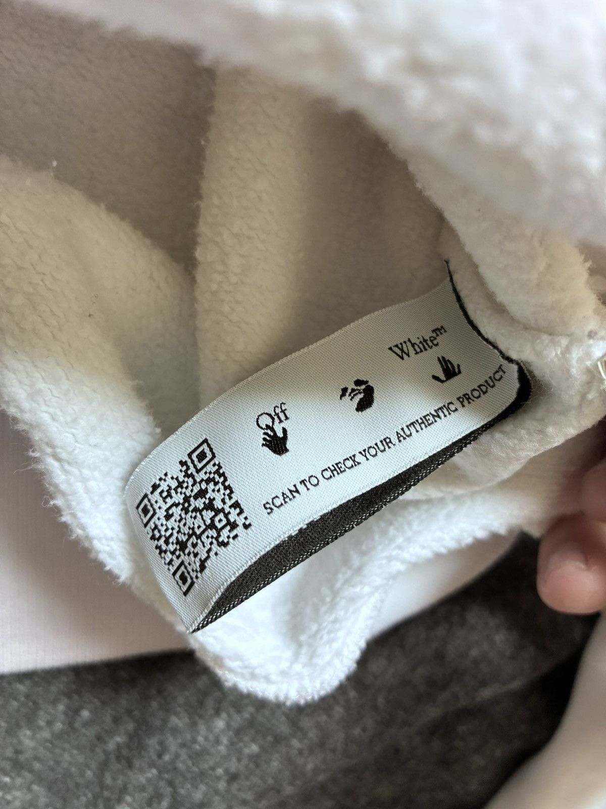 Off-White Off White Diagonal Helvetica Hoodie Size US XL / EU 56 / 4 - 6 Thumbnail