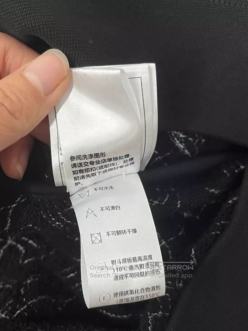 Chanel Chanel 25C new black full logo printed sweatshirt Size XS / US 0-2 / IT 36-38 - 7 Thumbnail