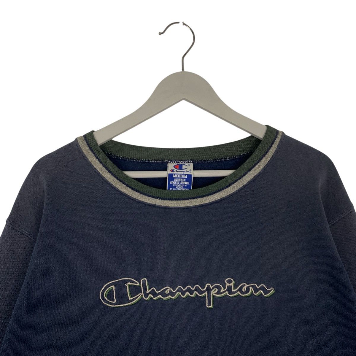Other Vintage Champion Sweatshirt Crewneck NavyBlue Printed SizeL Size US L / EU 52-54 / 3 - 4 Thumbnail