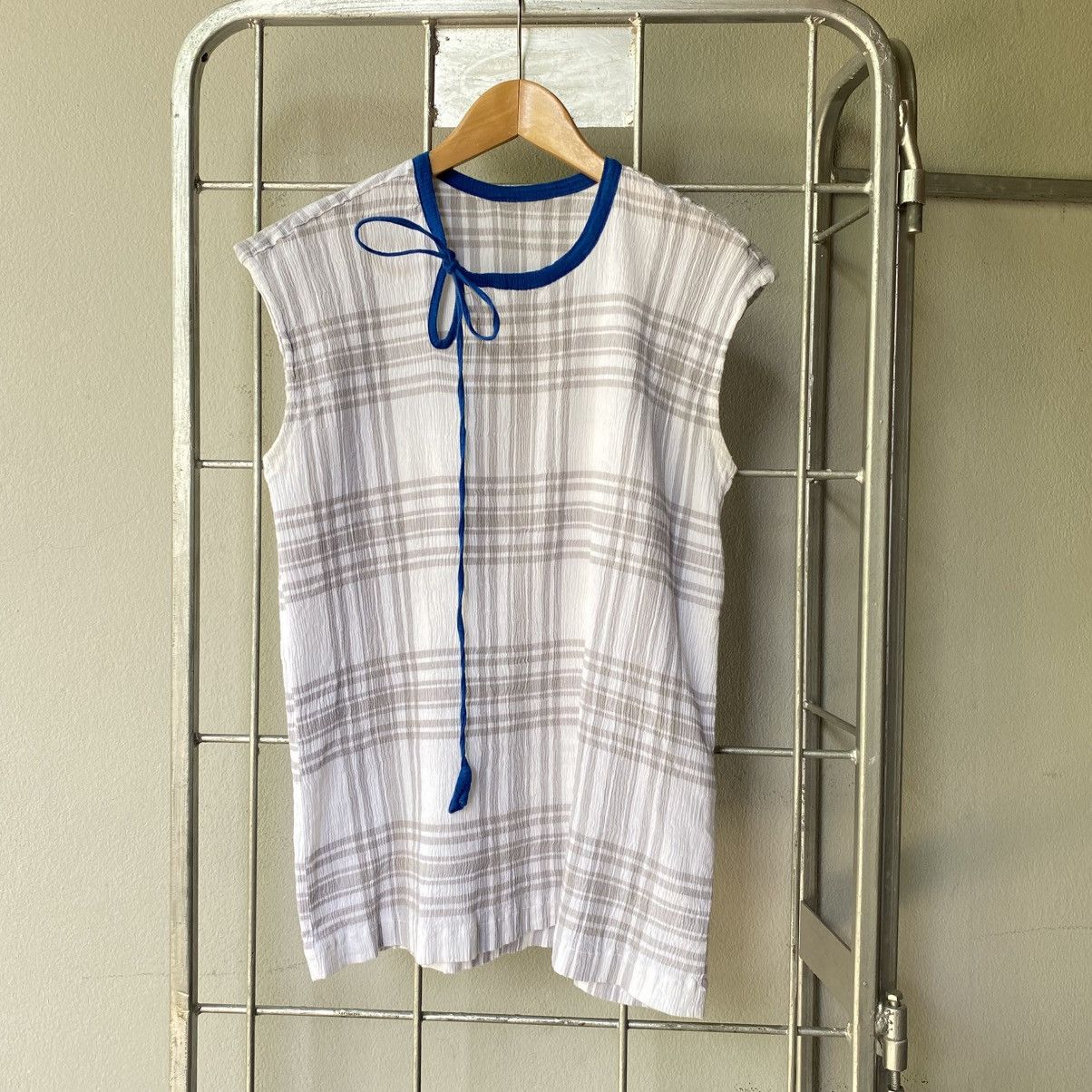Tsumori Chisato Tsumori Chisato Blue Trim Bow Tie Sleeveless Blouse Size M / US 6-8 / IT 42-44 - 12 Thumbnail