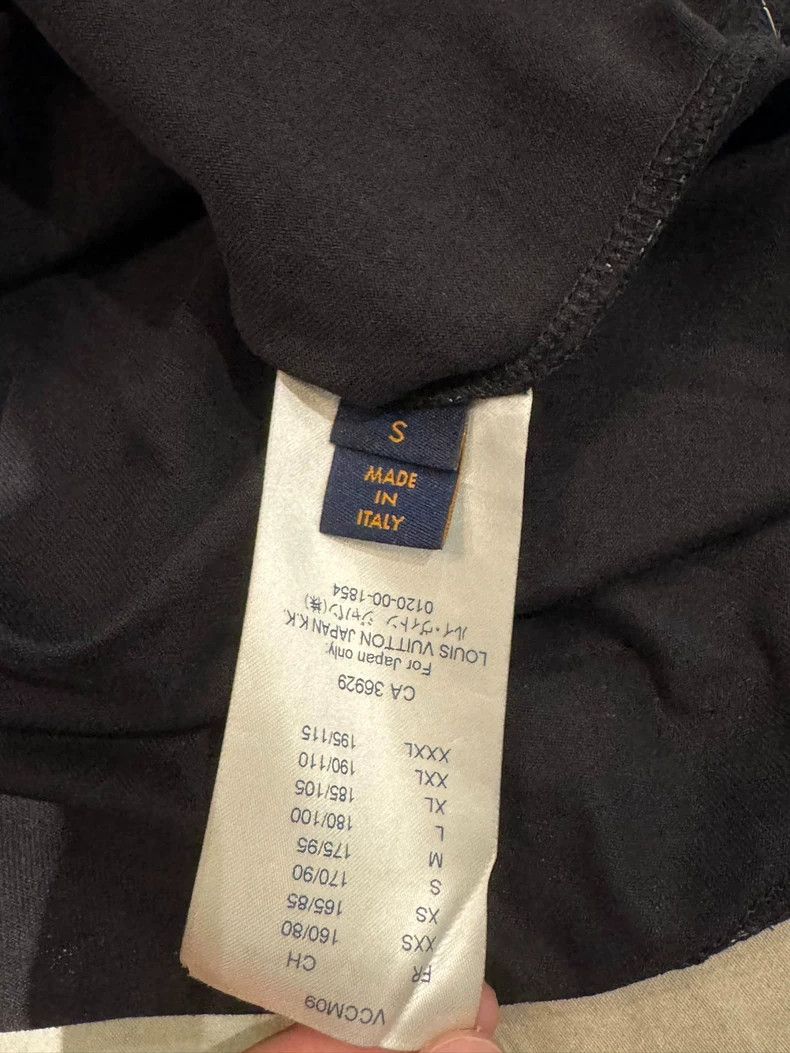 Louis Vuitton Louis Vuitton Gradient full printed logo short sleeves Size US S / EU 44-46 / 1 - 5 Thumbnail