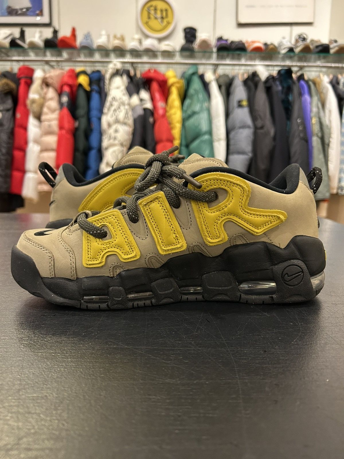 Nike Nike Air More Uptempo Low ‘AMBUSH Vivid Sulfur Limestone’ Size US 9 / EU 42 - 3 Thumbnail