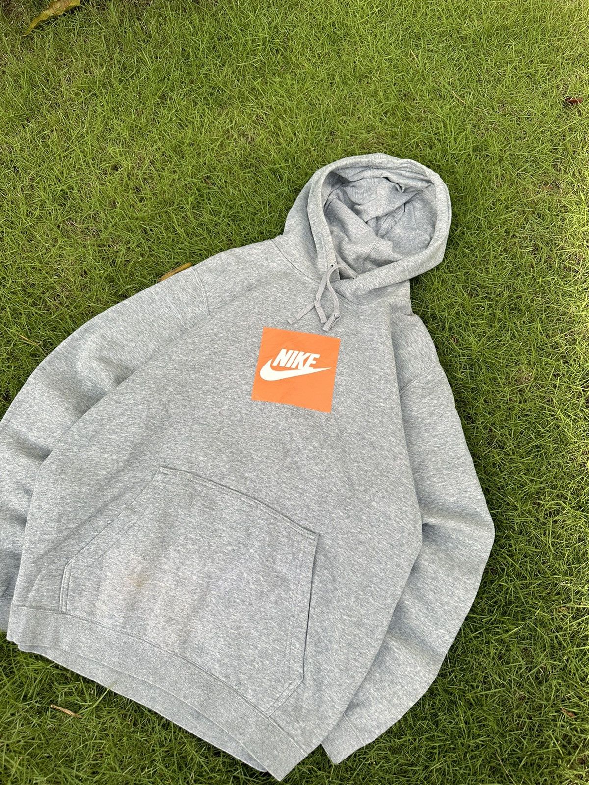 Nike × Vintage NIKE VINTAGE BIG LOGO STREETWEAR HOODIE Size US XL / EU 56 / 4 - 2 Thumbnail