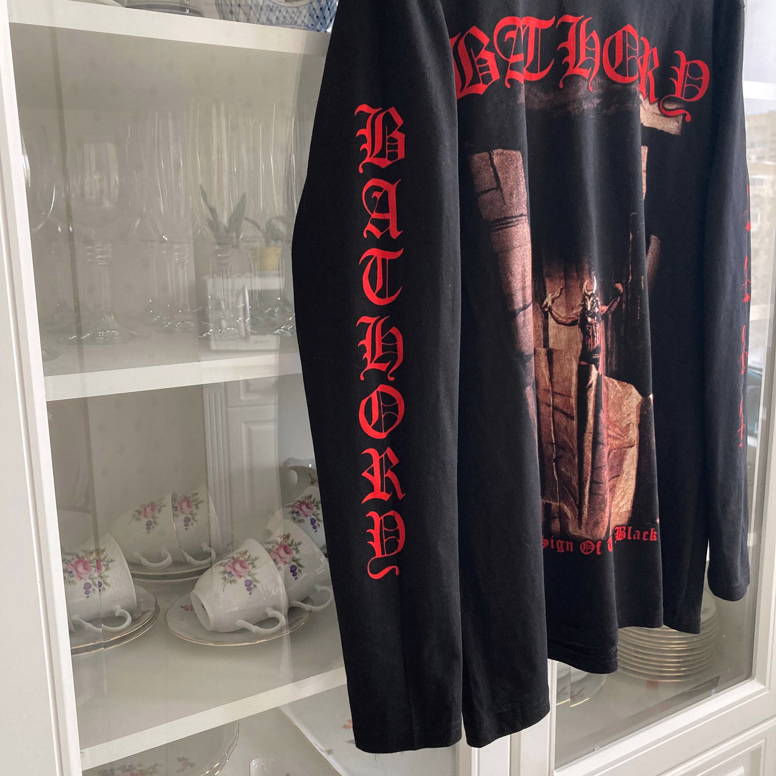 Band Tees Long Sleeve Bathory - (black metal, mayhem , venom , burzum) Size US L / EU 52-54 / 3 - 5 Thumbnail
