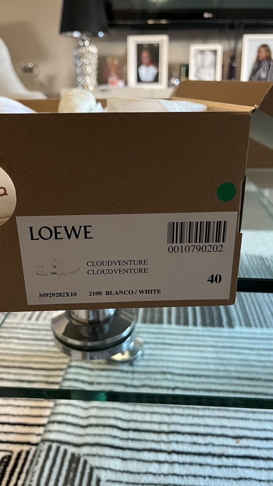Loewe × On On X Loewe oncloud Size US 9 / IT 39 - 7 Thumbnail