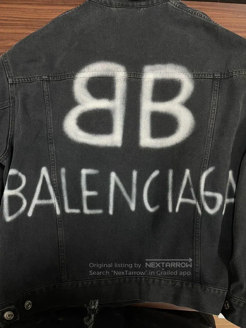 Balenciaga Balenciaga Spray Painted Double B Glow in the Dark Denim J Size US XS / EU 42 / 0 - 2 Thumbnail