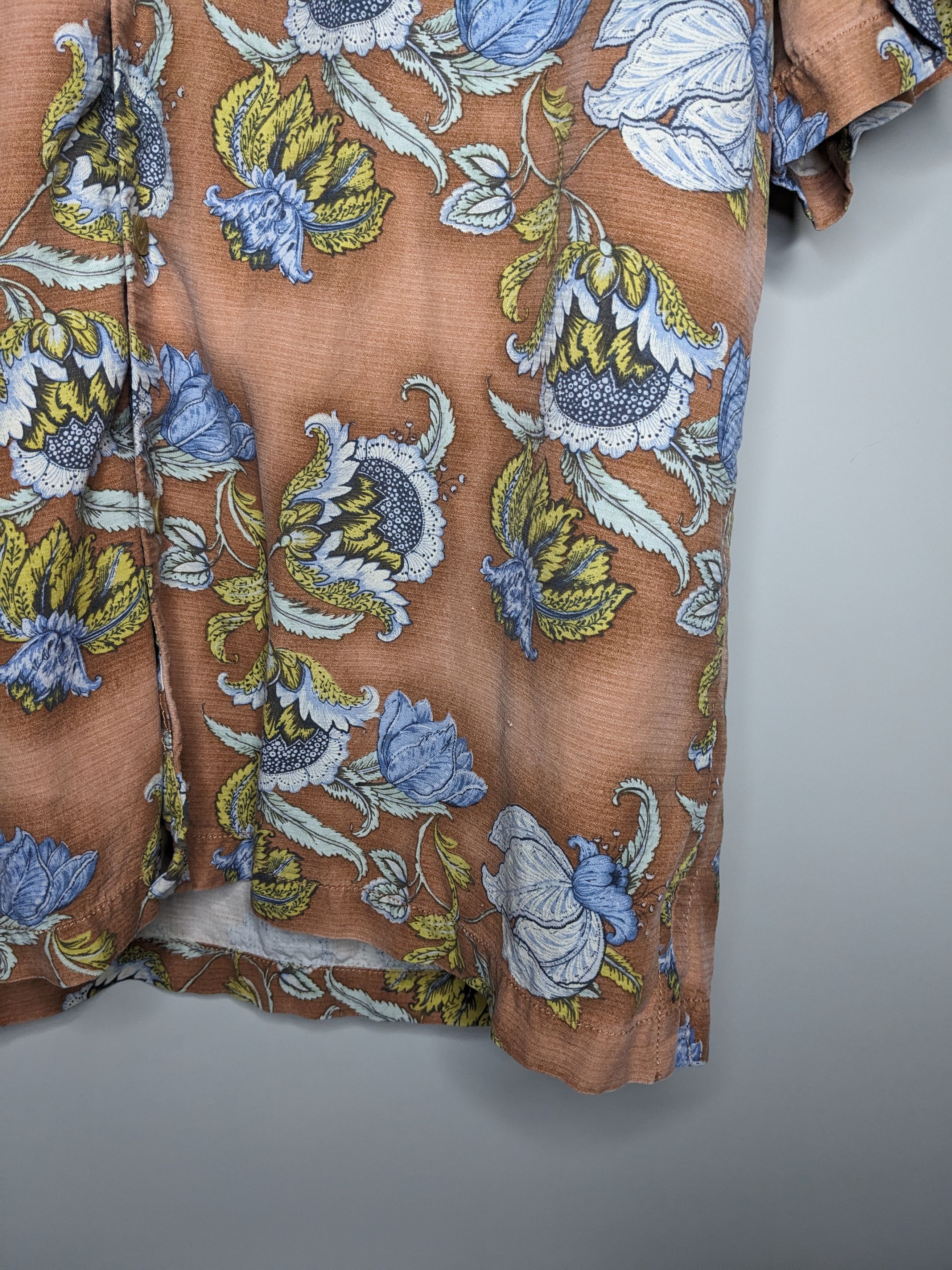 Tommy Bahama Tommy Bahama Camp Shirt Silk Floral Size Large Hawaiian Size US L / EU 52-54 / 3 - 5 Thumbnail