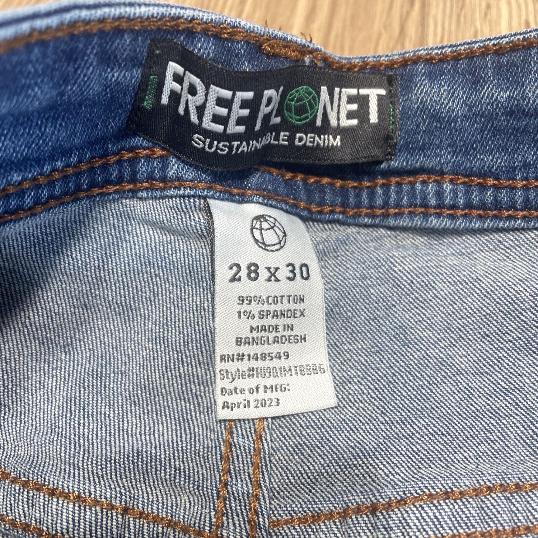 Vintage VINTAGE Free Planet Jeans Men Size 28x30 Medium Wash Straight Leg Denim Cotton 90s Fashion Size US 28 / EU 44 - 2 Thumbnail