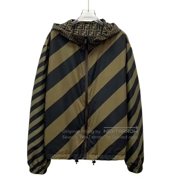 Fendi fendi logo hooded jacket with stripes. Size US L / EU 52-54 / 3 - 1 Thumbnail