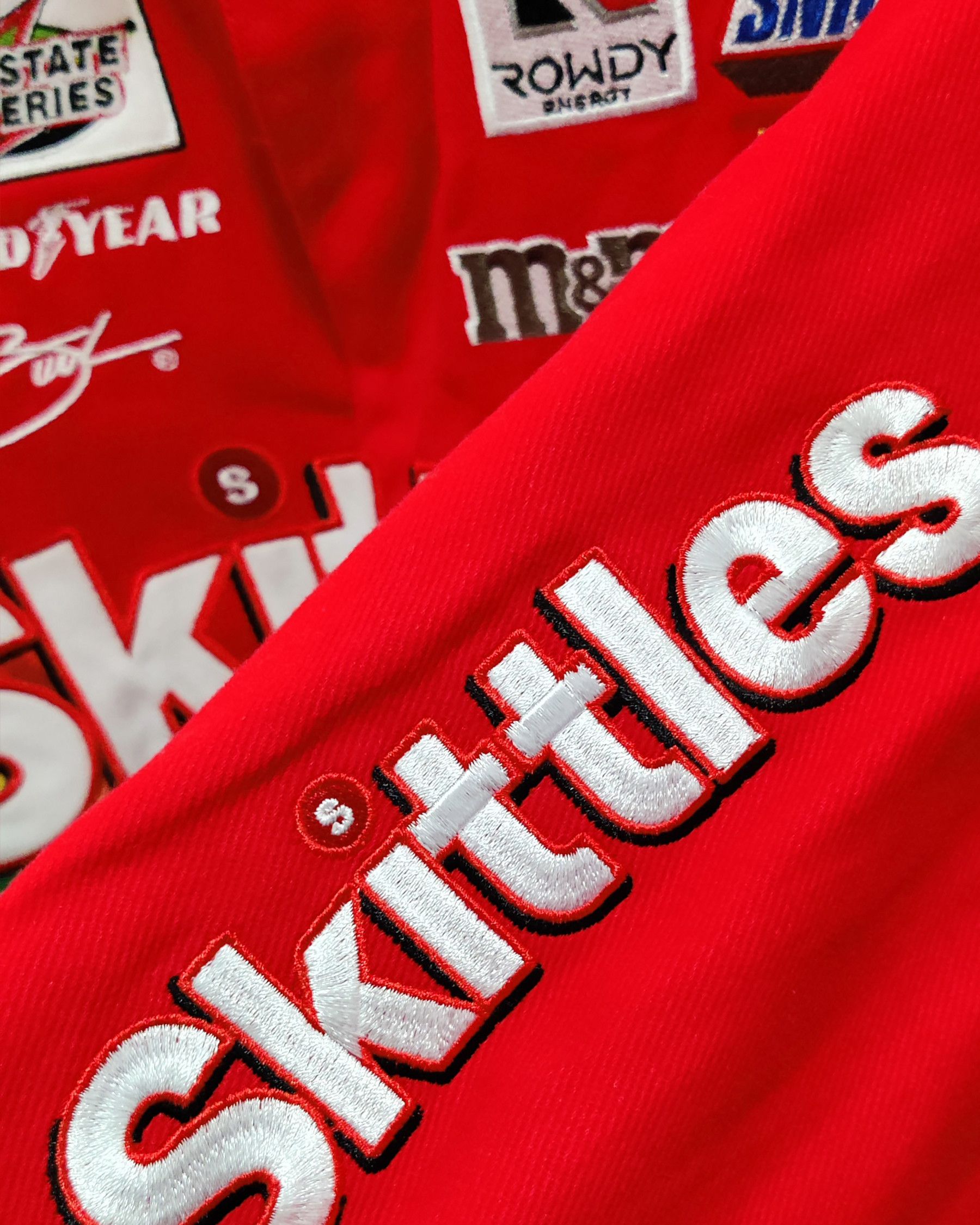 JH Design × NASCAR NASCAR Jacket, Kyle Busch Skittles - Limited Edition Size US M / EU 48-50 / 2 - 11 Thumbnail