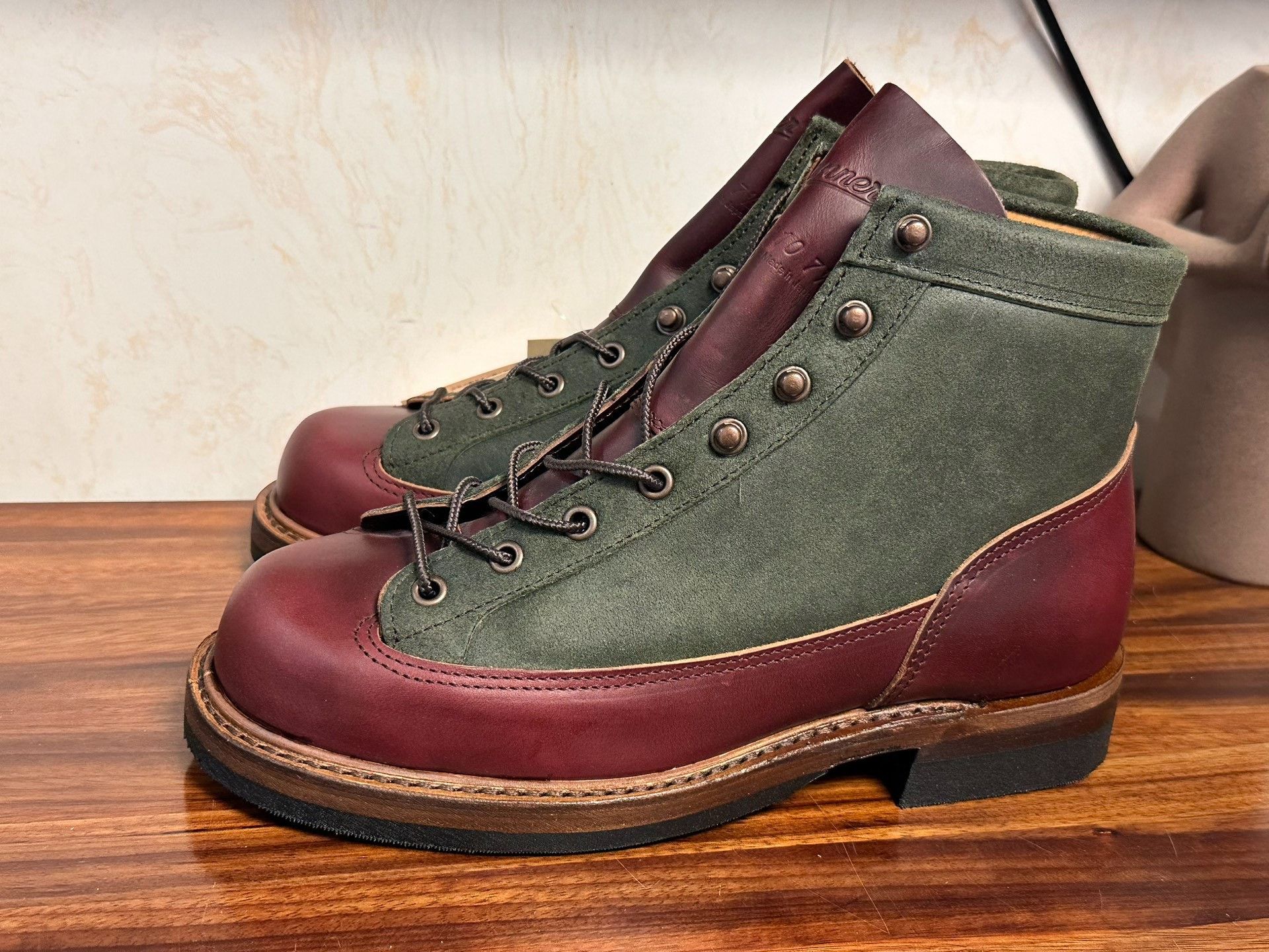 Danner Danner BISMARK3 Horween Leather Work Boots Size US 7.5 / EU 40-41 - 1 Thumbnail