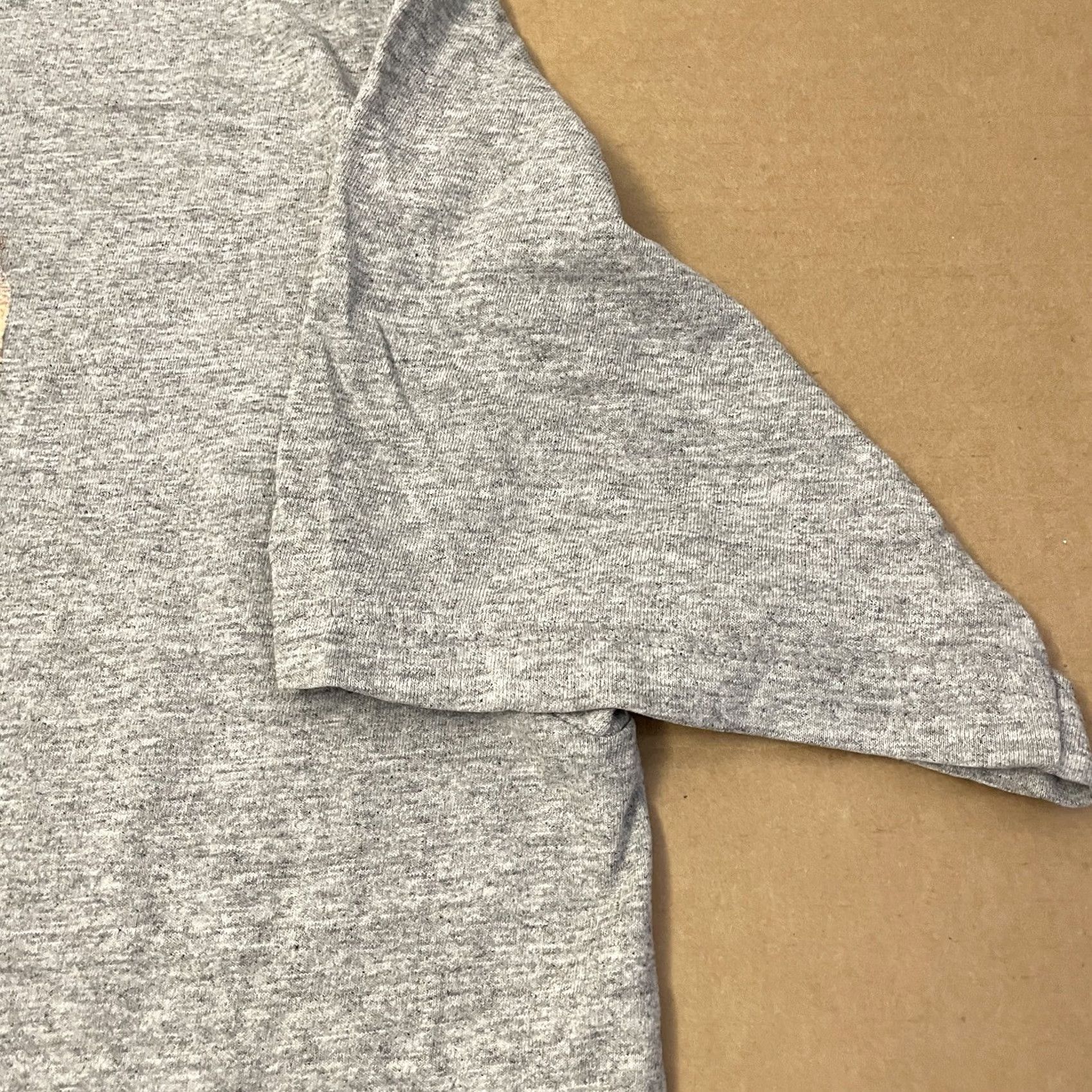 Avirex VINTAGE Avirex Shirt Adult Large Gray Hip Hop Rapper Y2K Mens Size US L / EU 52-54 / 3 - 5 Thumbnail