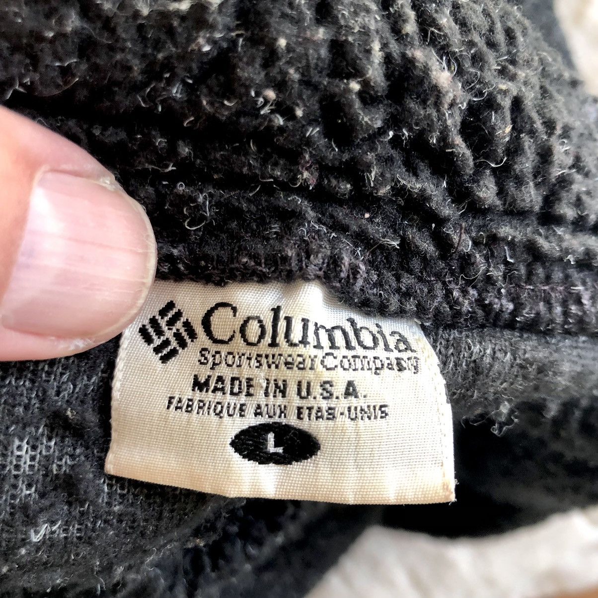 Columbia × Vintage Vintage 1990s mens COLUMBIA long sleeved, charcoal fleece L Size US L / EU 52-54 / 3 - 4 Thumbnail