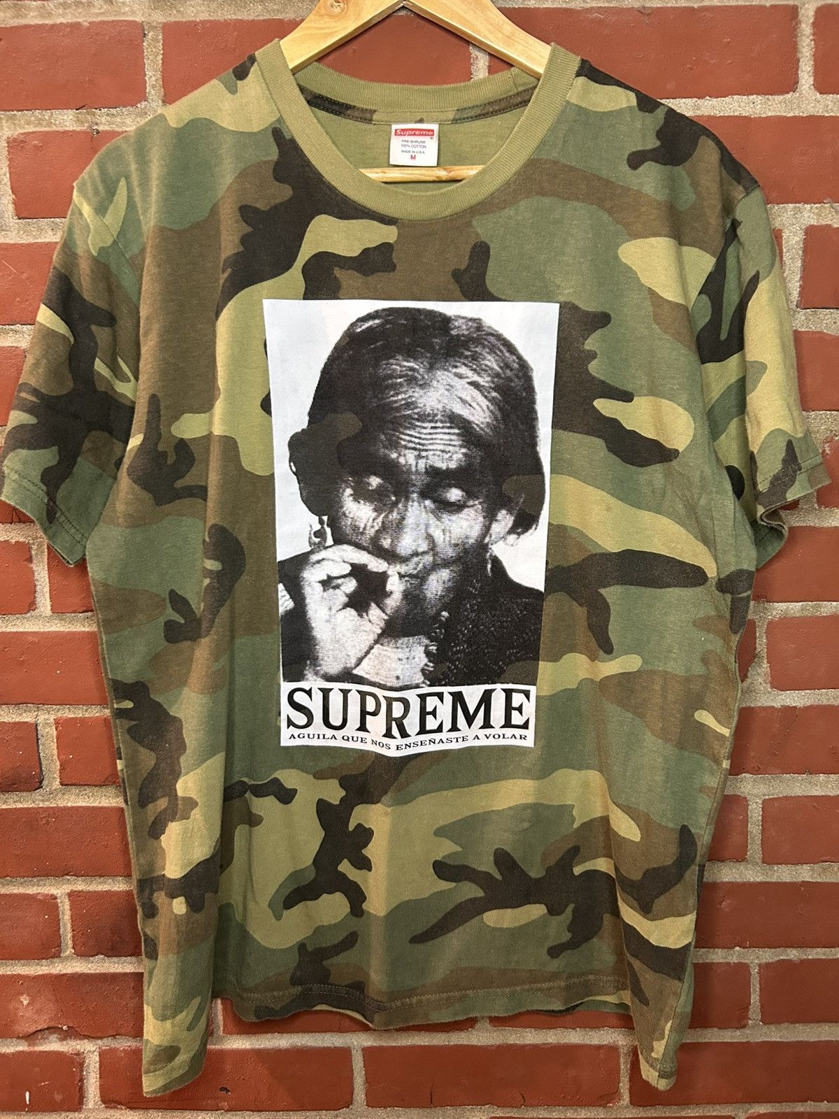 Supreme Supreme 'Aquila' Tee Sz-Medium Size US M / EU 48-50 / 2 - 2 Thumbnail